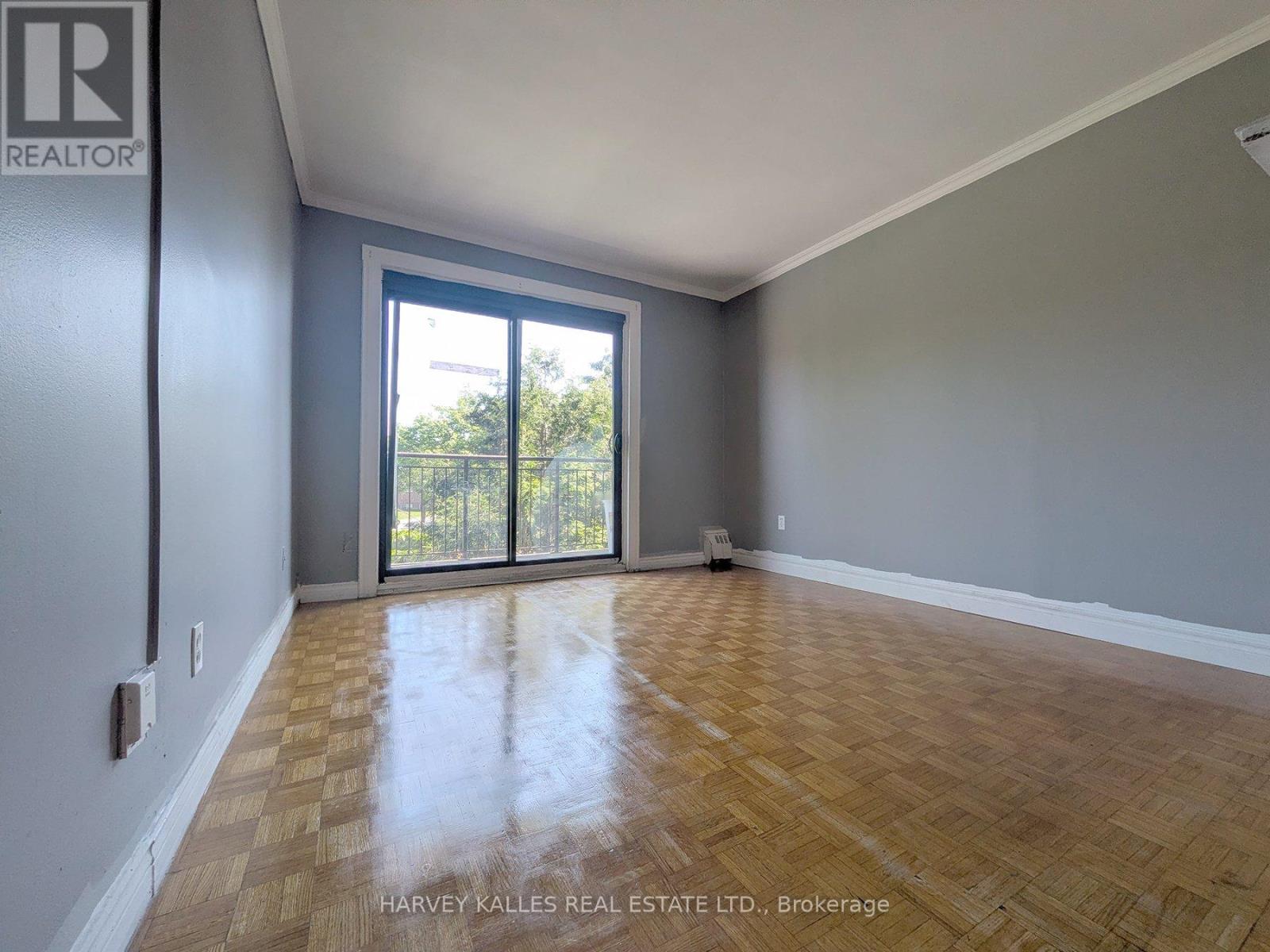 203 - 80 Blackfriar Avenue, Toronto, Ontario  M9R 3S9 - Photo 5 - W13195794