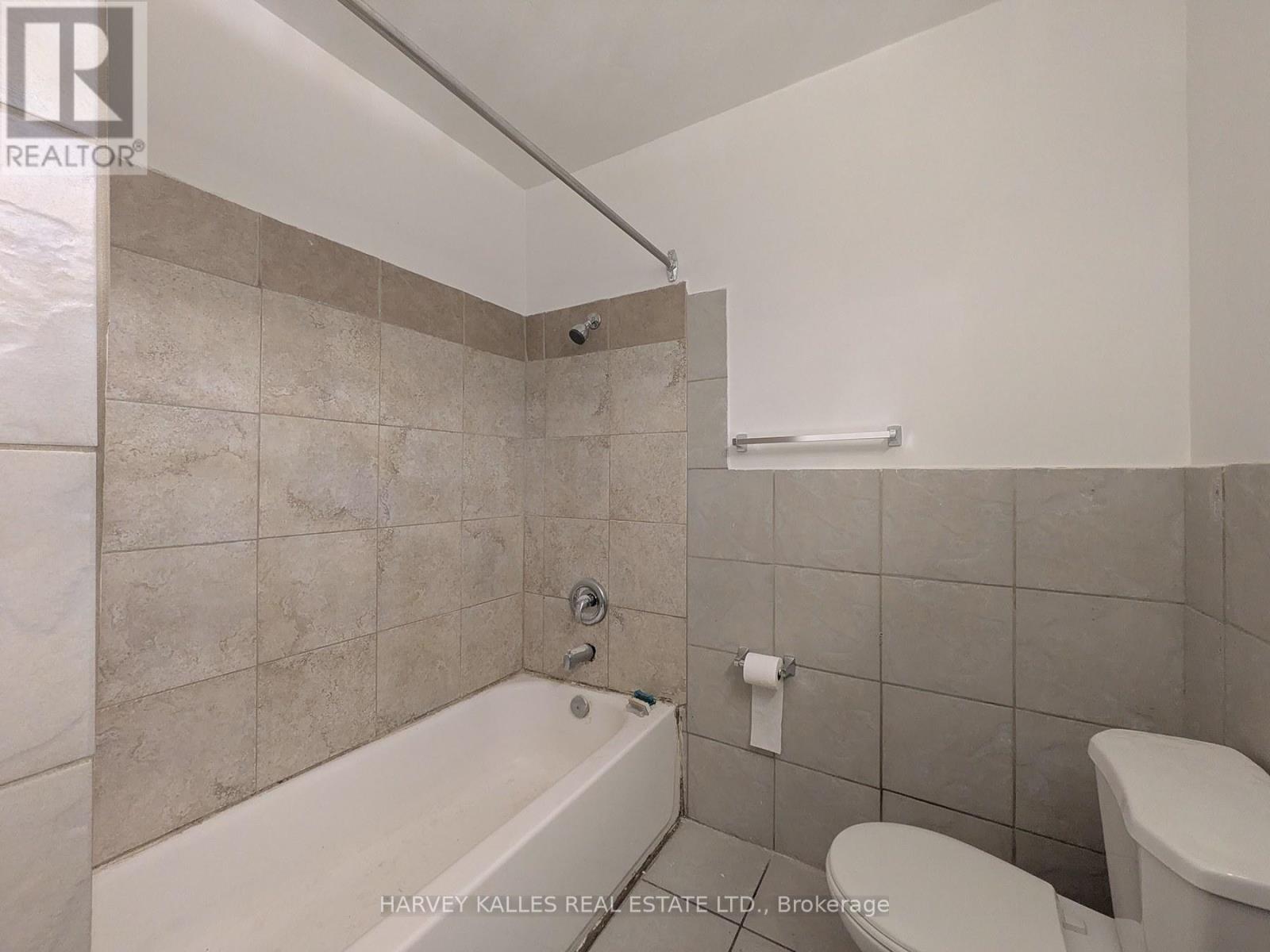 203 - 80 Blackfriar Avenue, Toronto, Ontario  M9R 3S9 - Photo 14 - W13195794