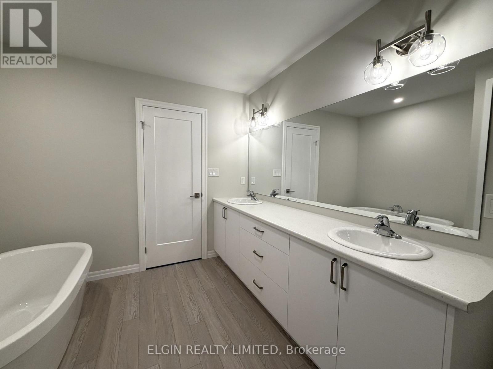 55 Woodcock Drive, Tillsonburg, Ontario  N4G 0L9 - Photo 19 - X12827966