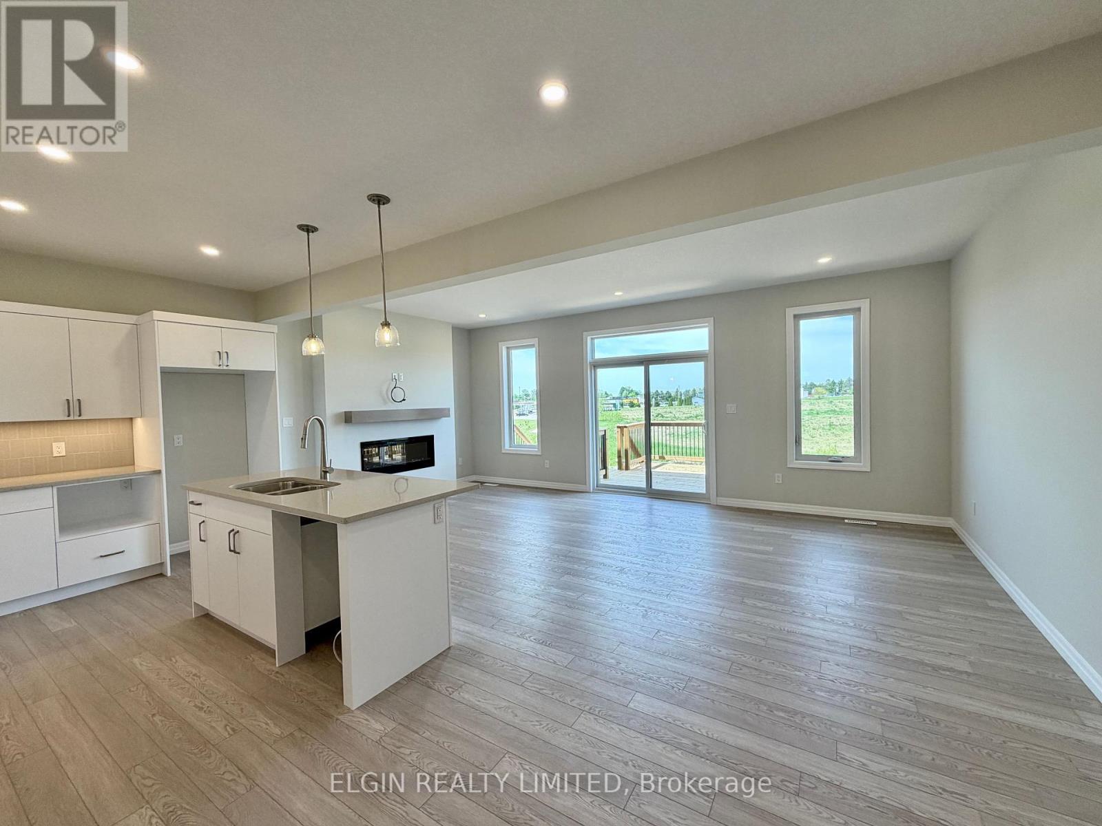 55 Woodcock Drive, Tillsonburg, Ontario  N4G 0L9 - Photo 13 - X12827966