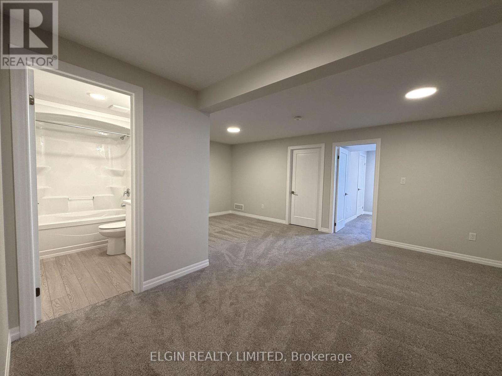 55 Woodcock Drive, Tillsonburg, Ontario  N4G 0L9 - Photo 27 - X12827966