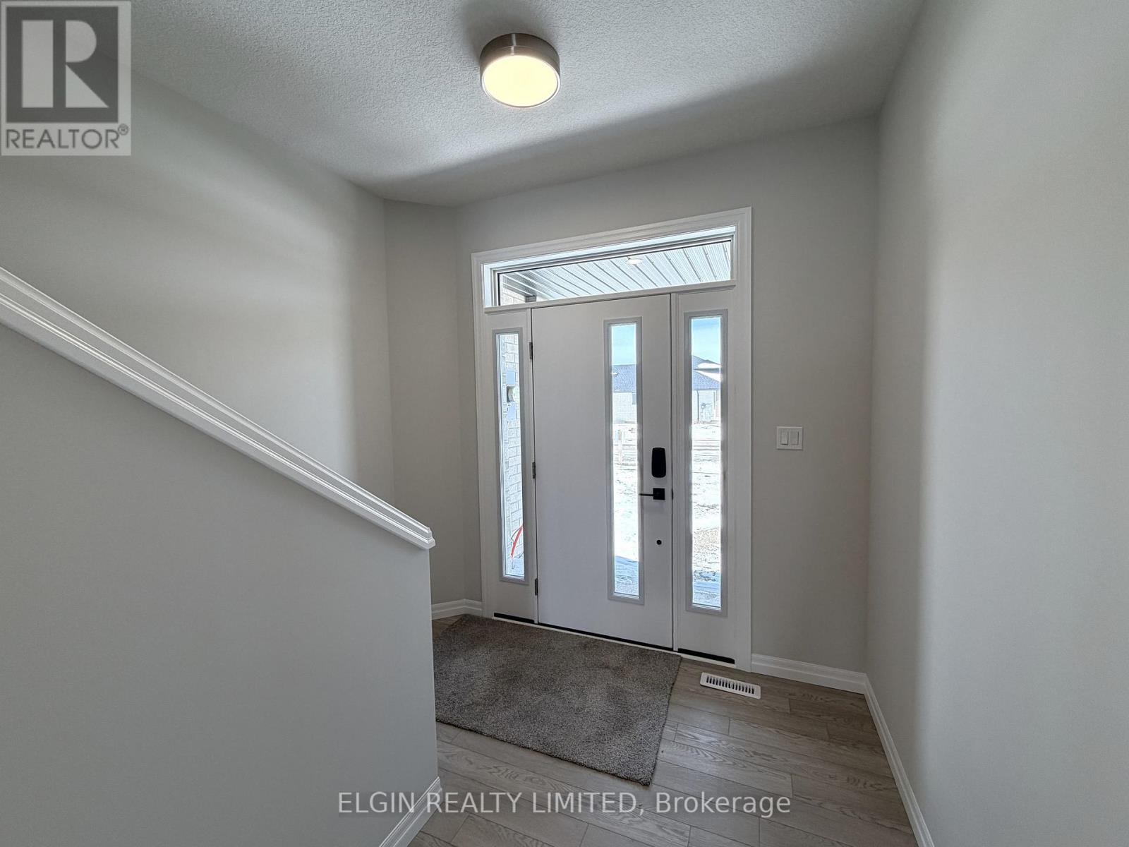 55 Woodcock Drive, Tillsonburg, Ontario  N4G 0L9 - Photo 5 - X12827966