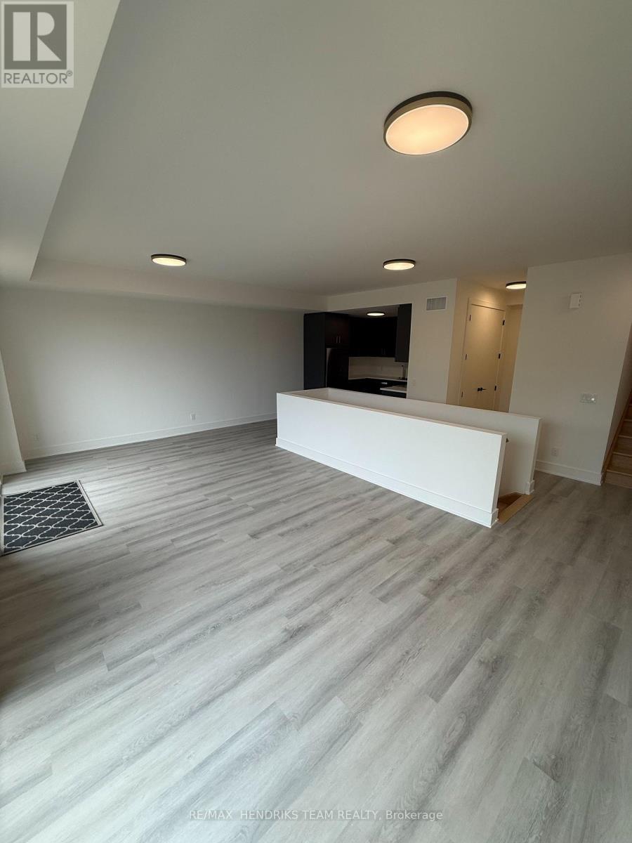 66 Everett Common, St. Catharines, Ontario  L2P 0H1 - Photo 4 - X13081796