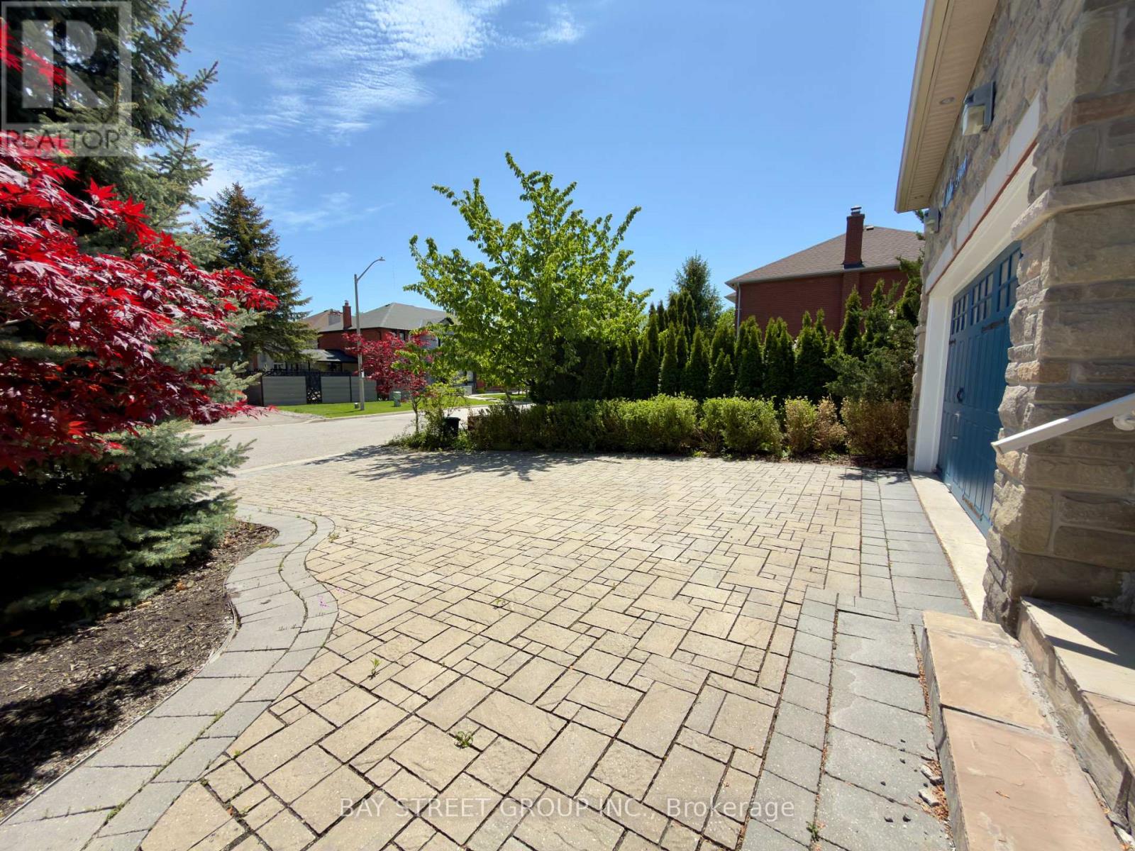 6 Welter Court, Richmond Hill, Ontario  L4S 1E9 - Photo 4 - N13000322