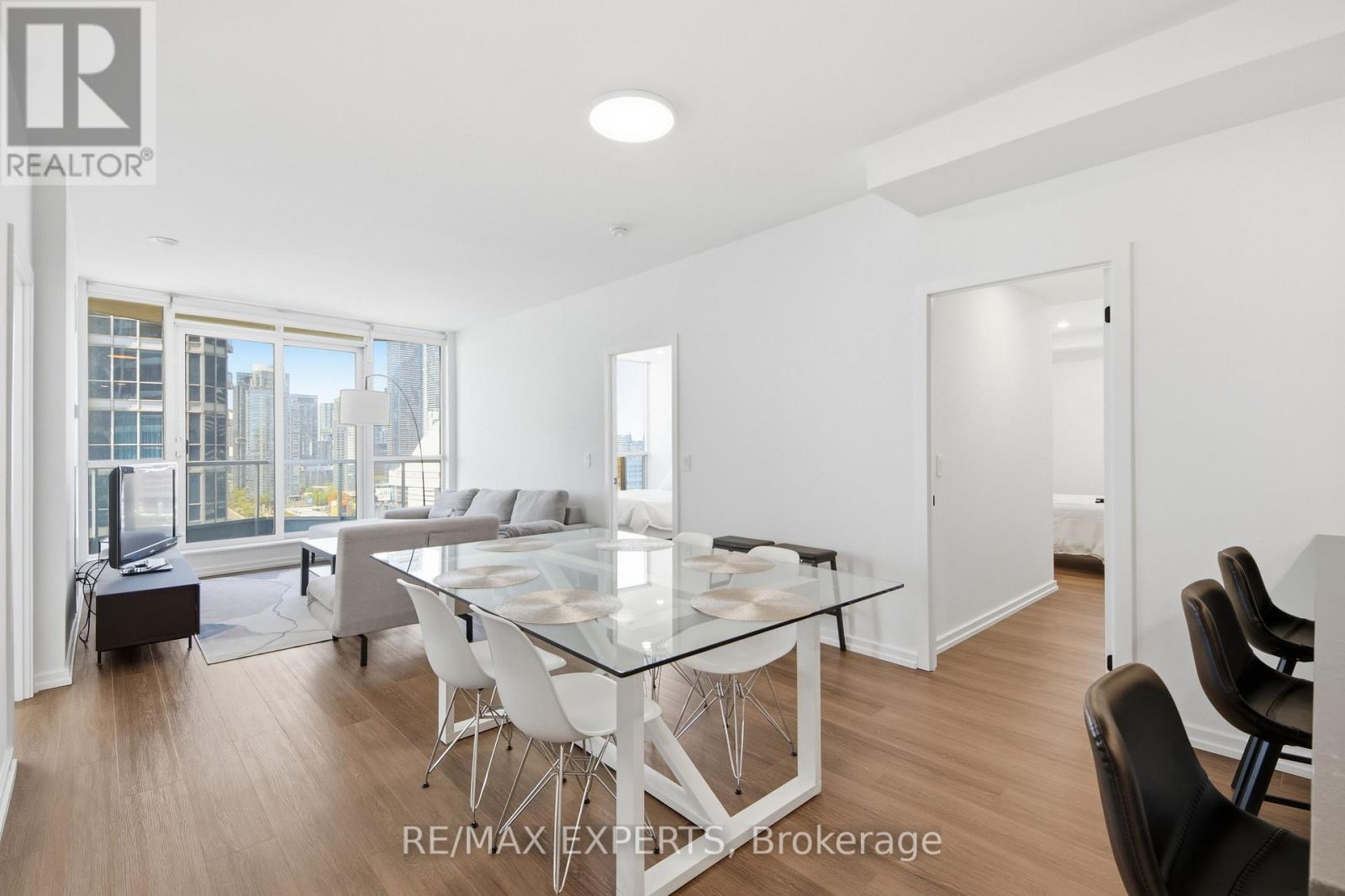 2211 - 208 Queens Quay W, Toronto, Ontario  M5J 2Y5 - Photo 13 - C13196324