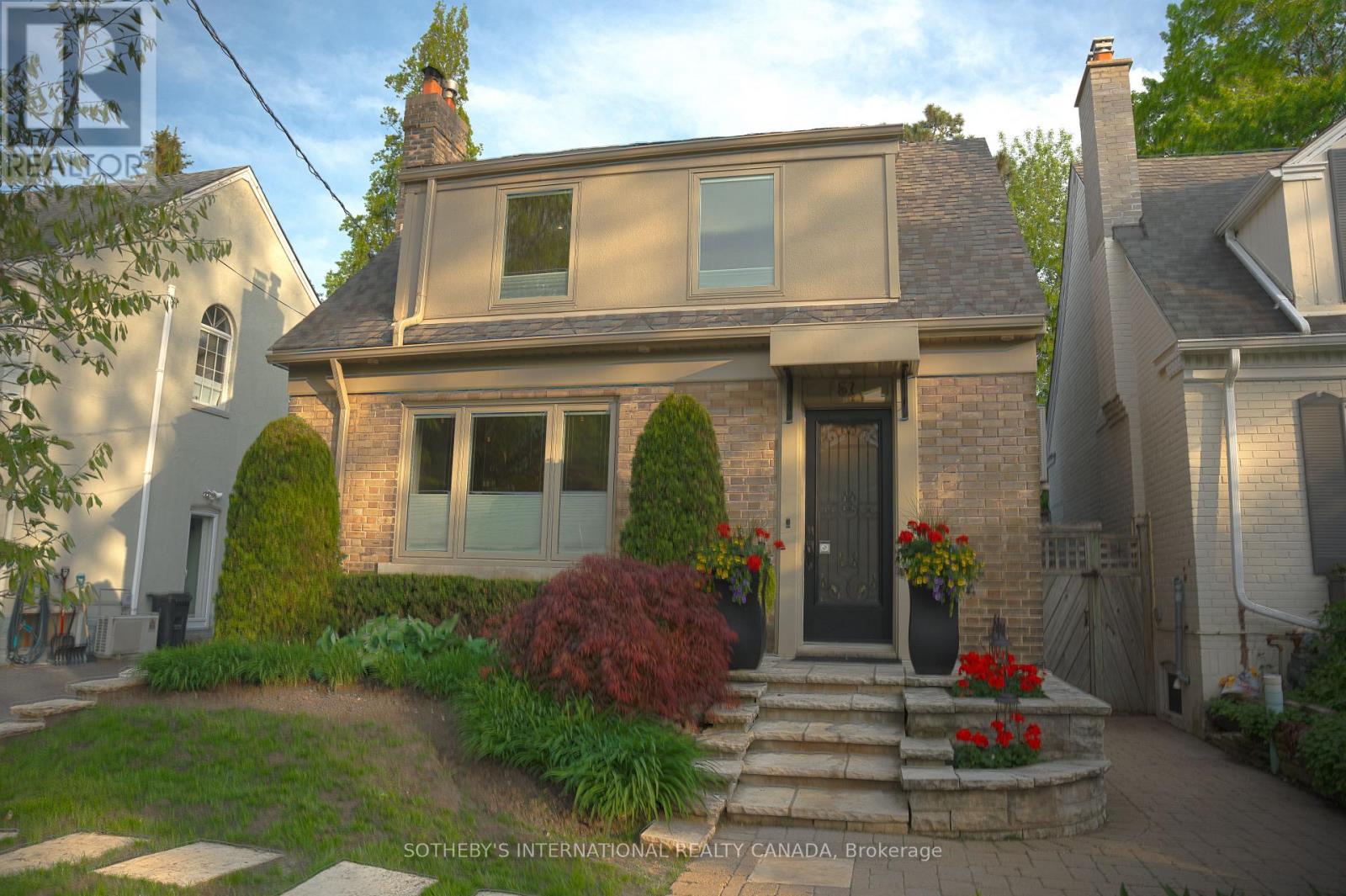 51 FAIRFIELD ROAD, Toronto, Ontario