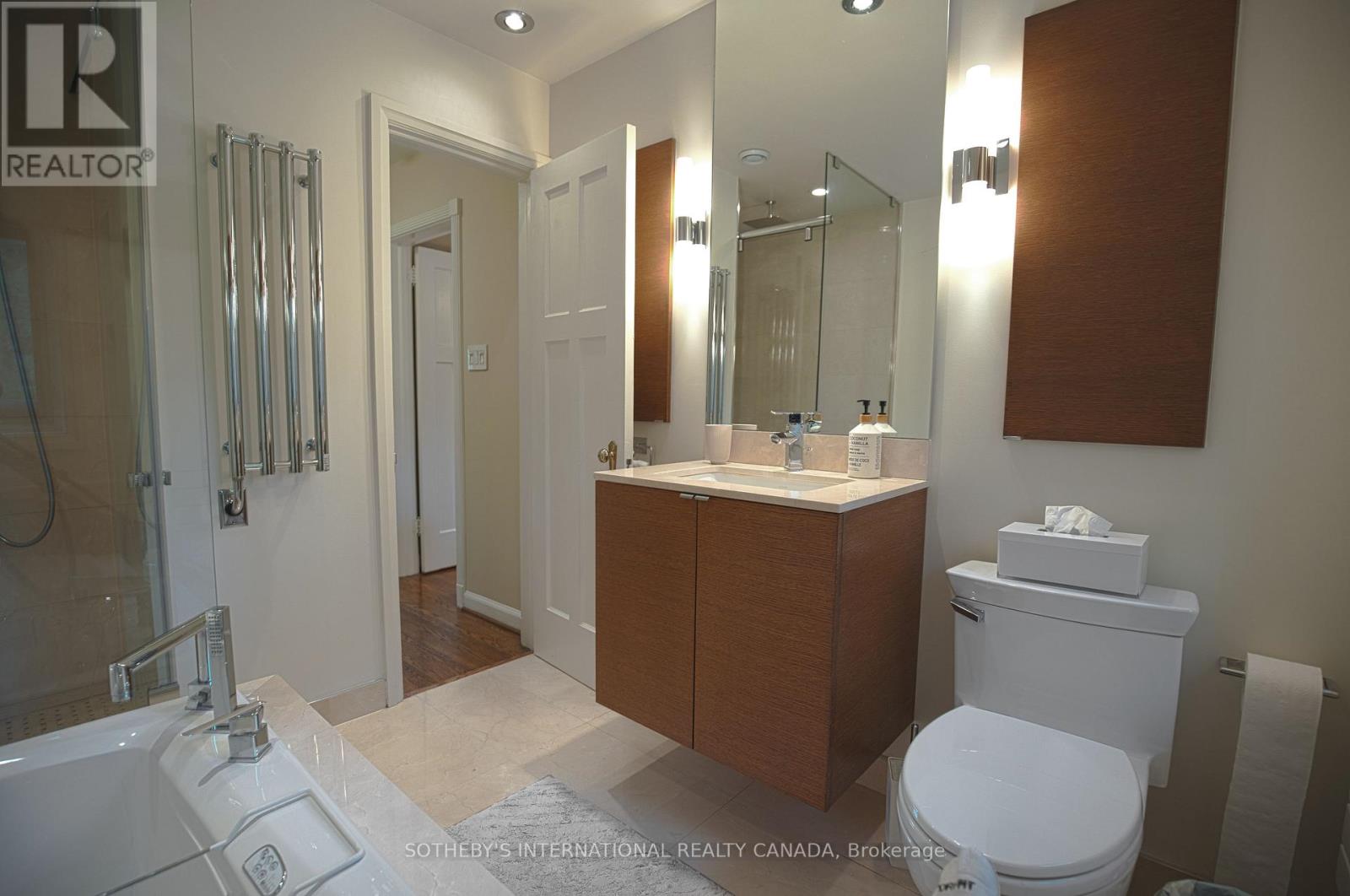 51 Fairfield Road, Toronto, Ontario  M4P 1T1 - Photo 13 - C13196440