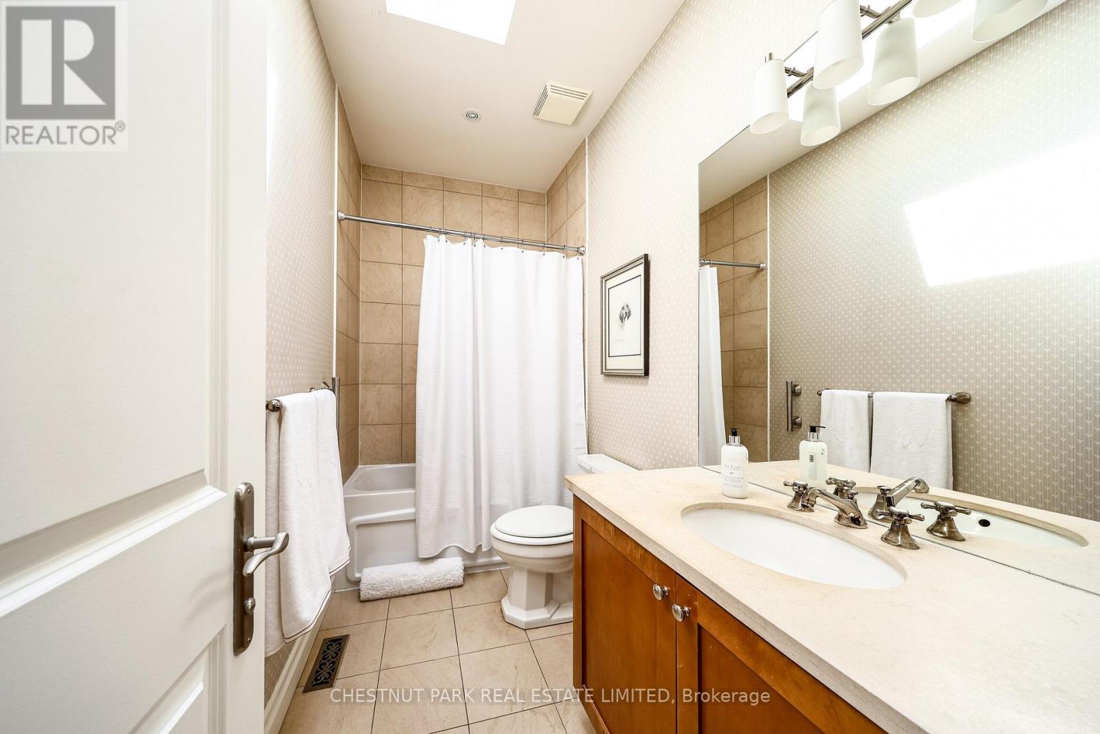 2c Tacoma Avenue, Toronto, Ontario  M4T 2B2 - Photo 32 - C13196654
