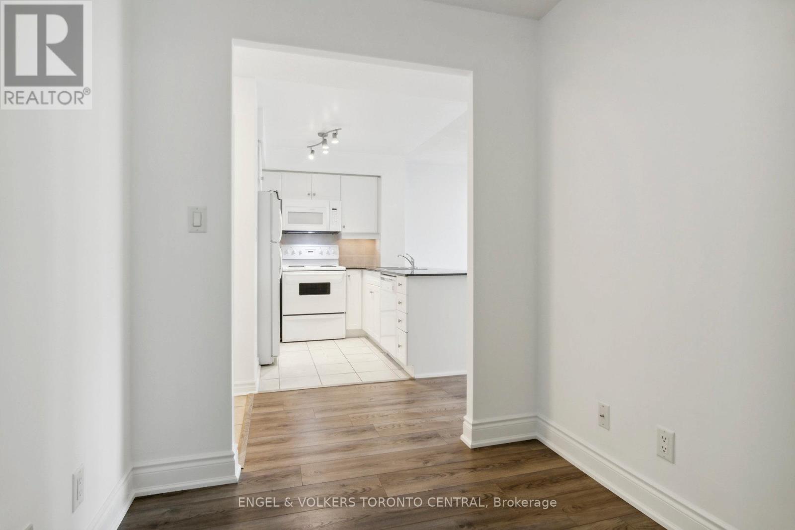 711 - 19 Barberry Place, Toronto, Ontario  M2K 3E3 - Photo 11 - C13196918