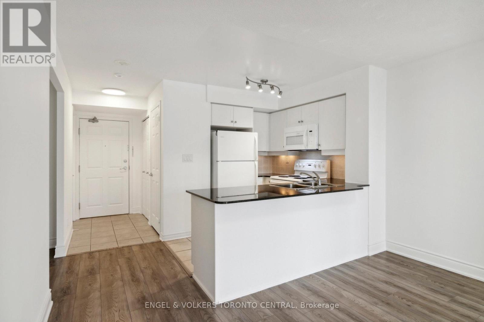 711 - 19 Barberry Place, Toronto, Ontario  M2K 3E3 - Photo 13 - C13196918