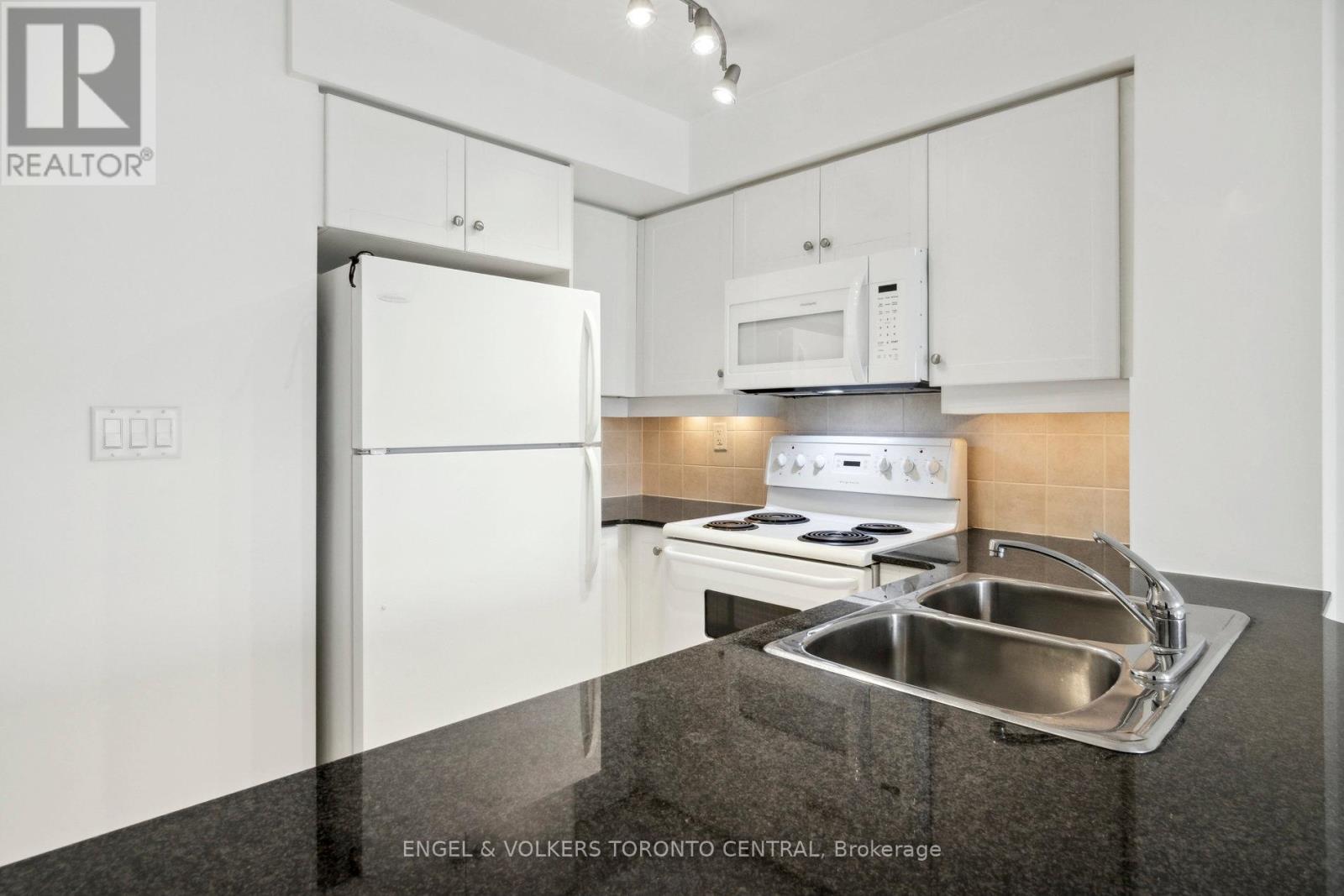 711 - 19 Barberry Place, Toronto, Ontario  M2K 3E3 - Photo 20 - C13196918