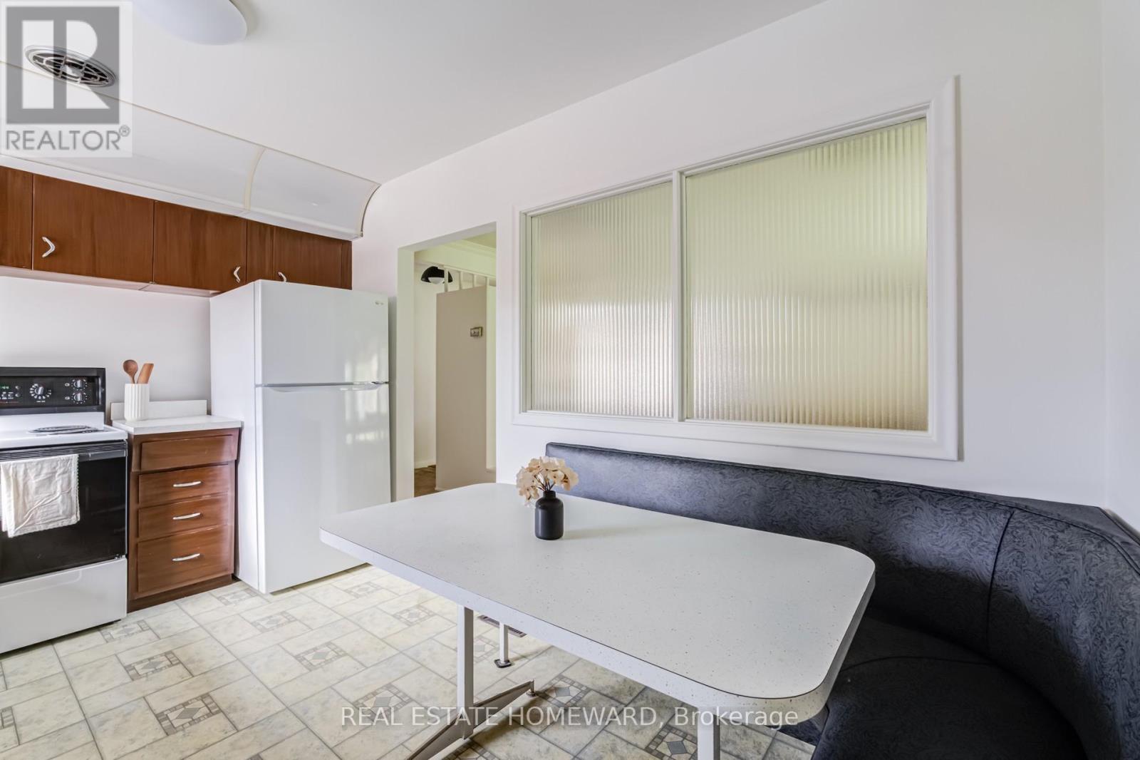36 Hesketh Court, Toronto, Ontario  M4A 1M6 - Photo 10 - C13197554