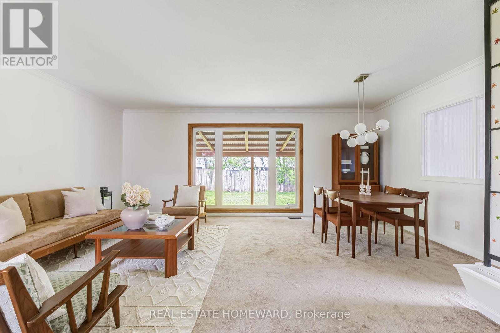 36 Hesketh Court, Toronto, Ontario  M4A 1M6 - Photo 3 - C13197554