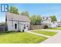 255 LINDSAY STREET, Midland, Ontario