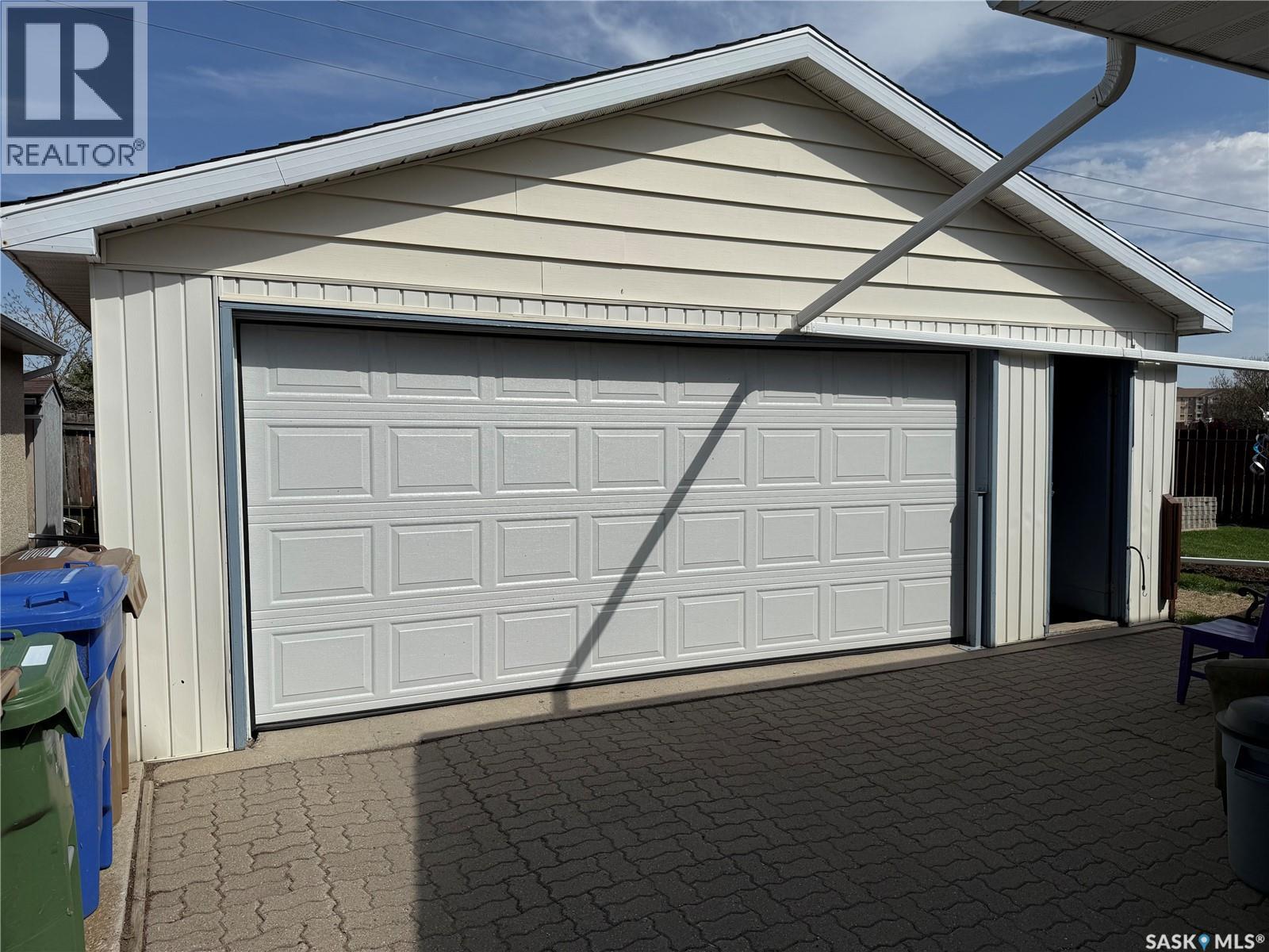 70 Hatton Crescent, Regina, Saskatchewan  S4N 5K6 - Photo 28 - SK037307