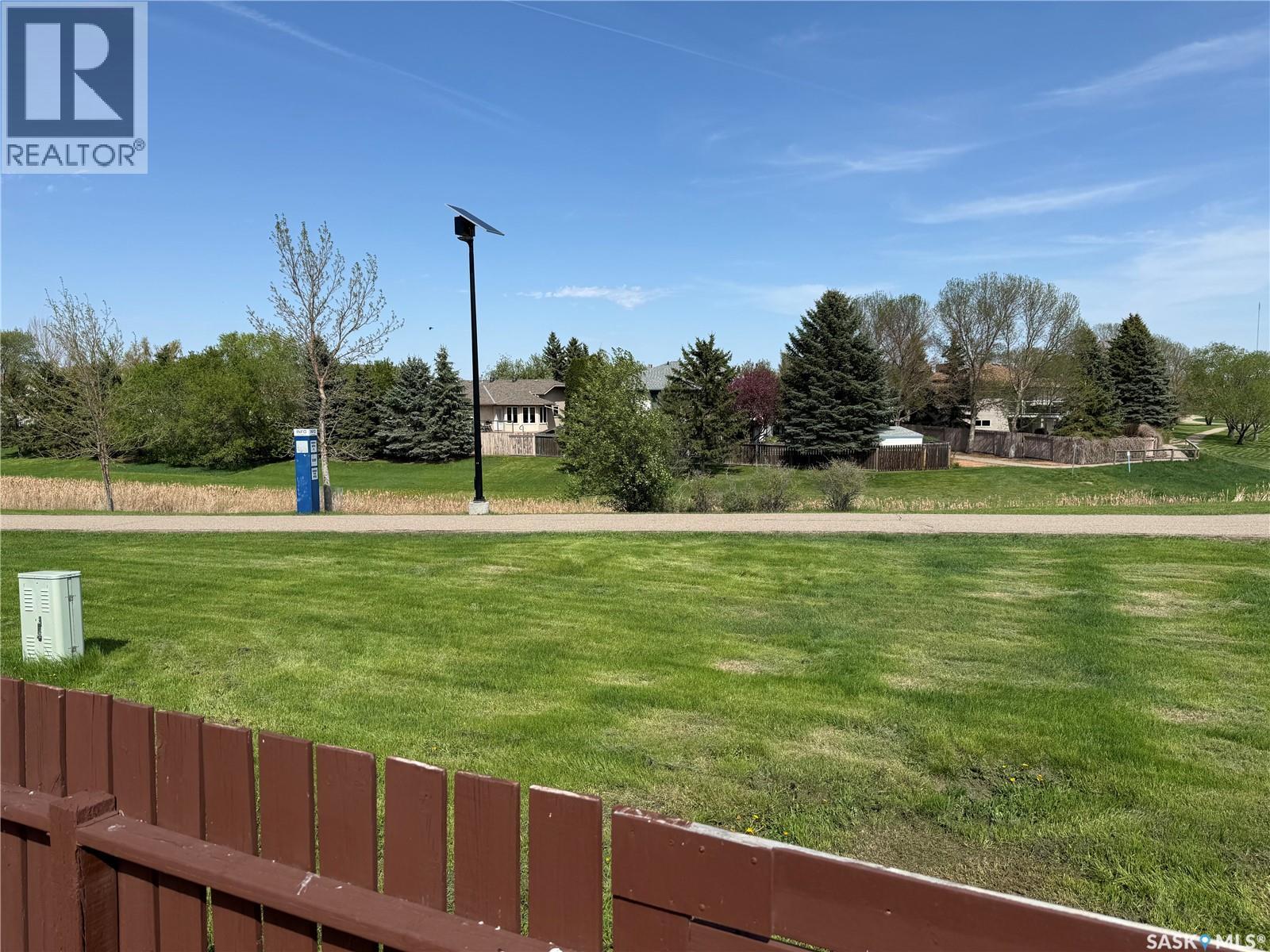 70 Hatton Crescent, Regina, Saskatchewan  S4N 5K6 - Photo 31 - SK037307
