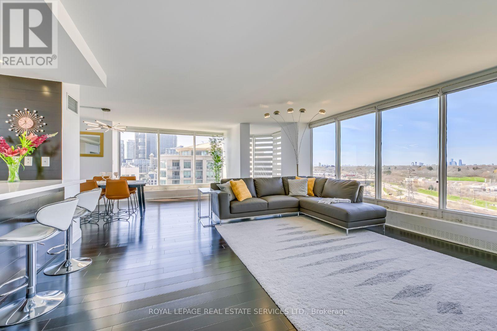 1607 - 2045 Lake Shore Boulevard W, Toronto, Ontario  M8V 2Z6 - Photo 4 - W12867042