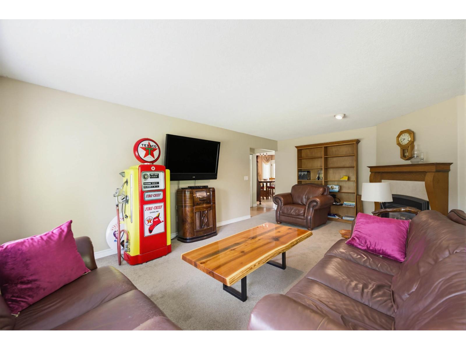 22724 76b Crescent, Langley, British Columbia  V1M 2J8 - Photo 4 - R3128668