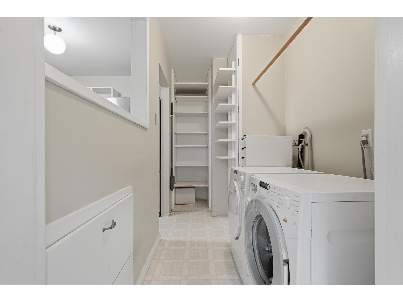 1570 Brearley Street, White Rock, British Columbia  V3B 3M5 - Photo 24 - R3128168