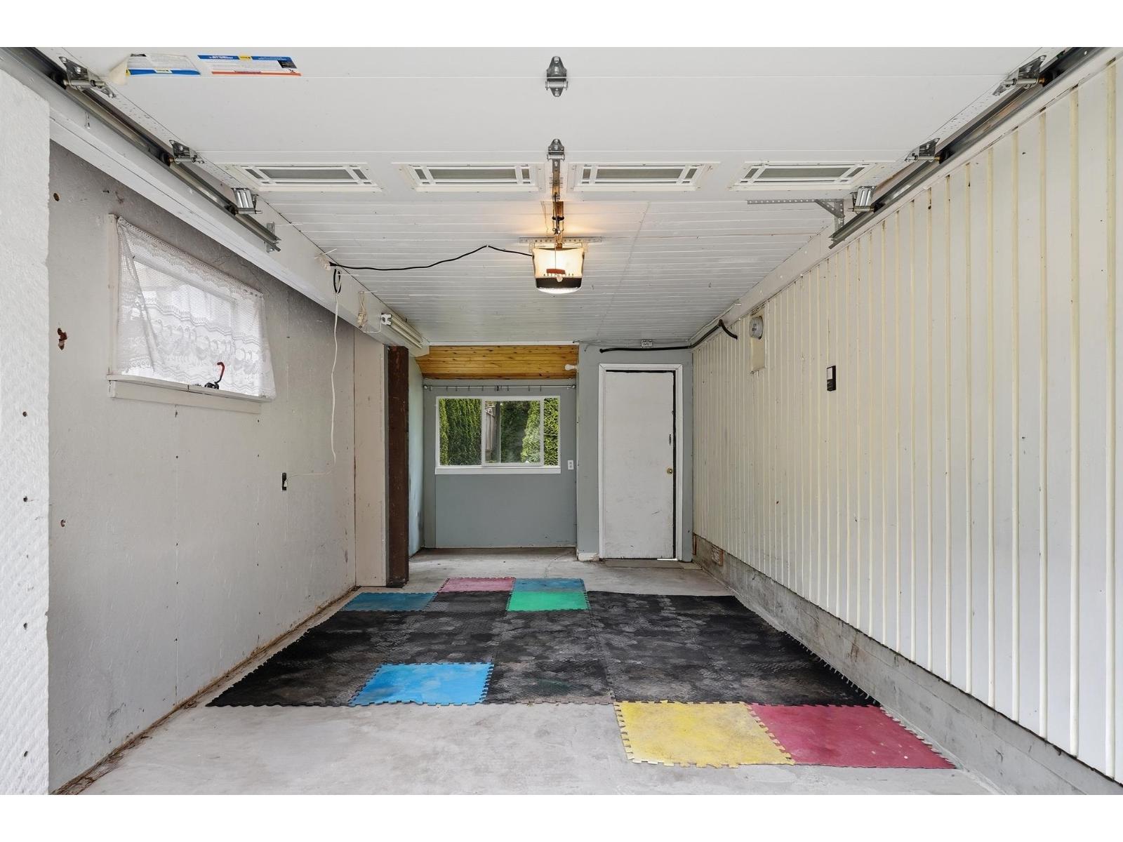 1570 Brearley Street, White Rock, British Columbia  V3B 3M5 - Photo 33 - R3128168