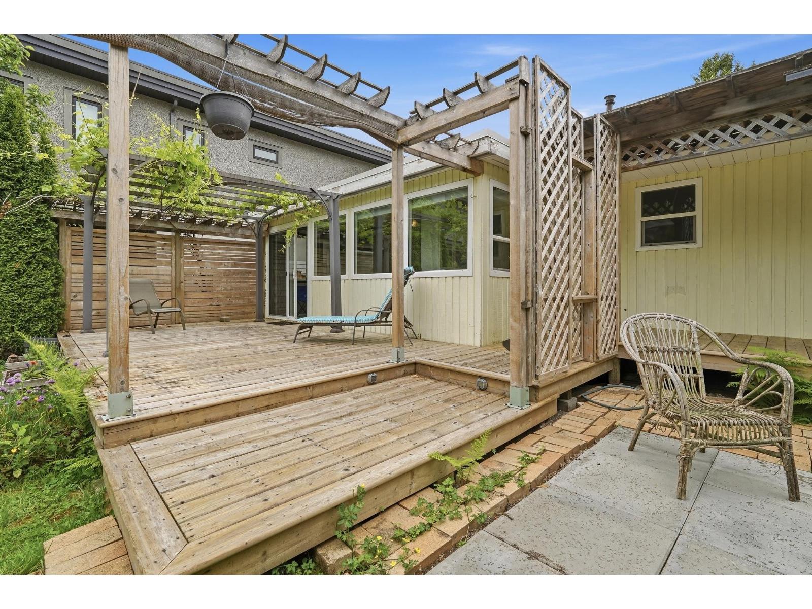 1570 Brearley Street, White Rock, British Columbia  V3B 3M5 - Photo 30 - R3128168