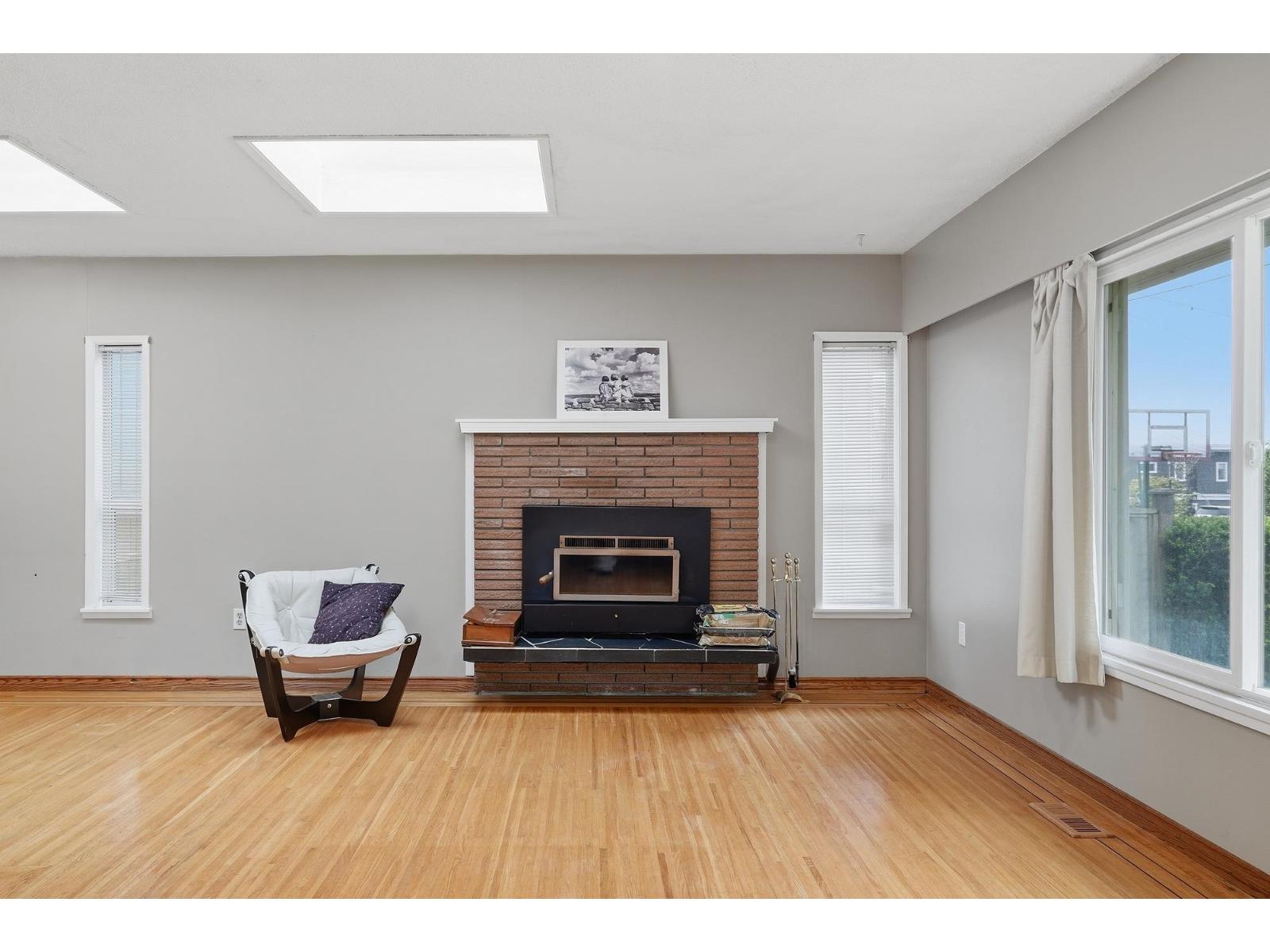 1570 Brearley Street, White Rock, British Columbia  V3B 3M5 - Photo 9 - R3128168