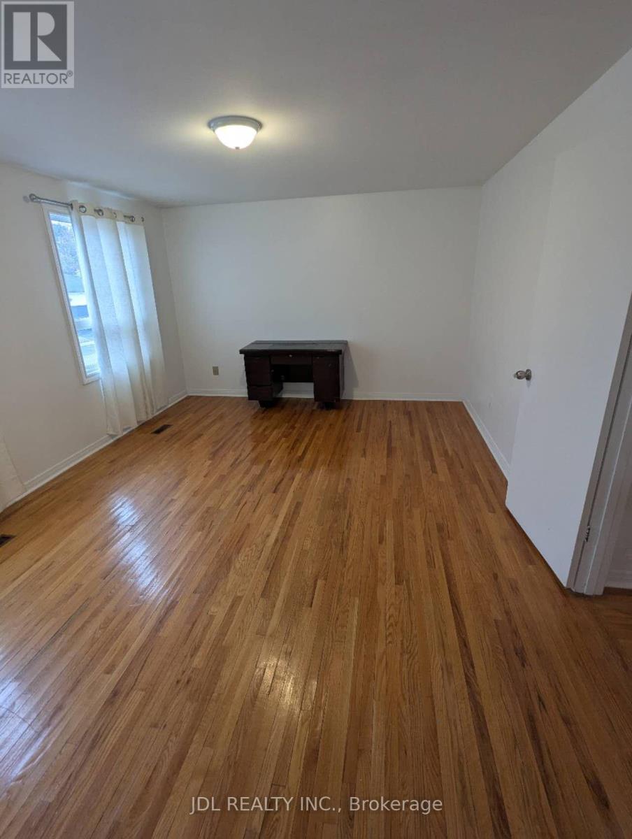 22 Cudham Drive, Toronto, Ontario  M1S 2J6 - Photo 10 - E13196412