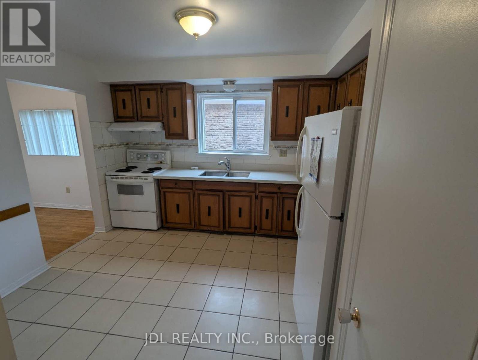 22 Cudham Drive, Toronto, Ontario  M1S 2J6 - Photo 2 - E13196412