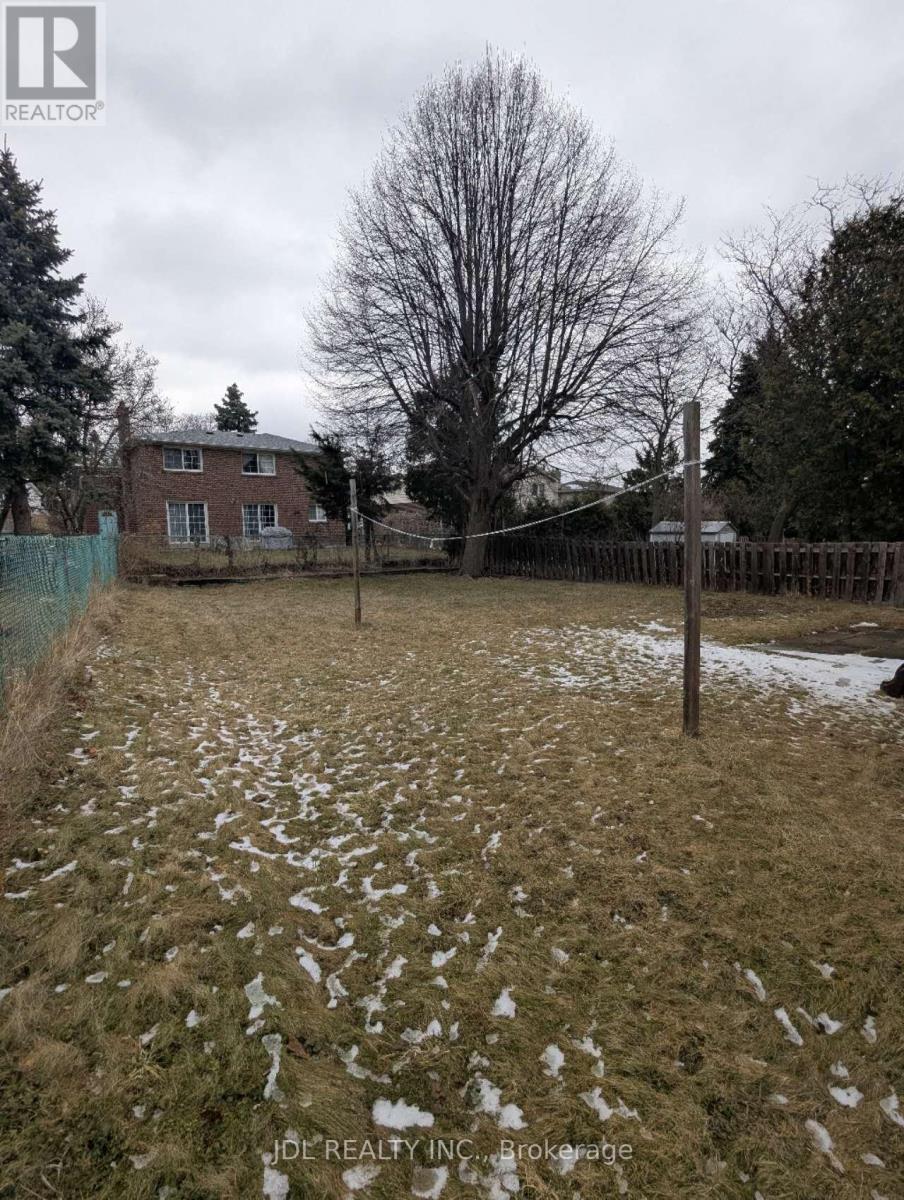 22 Cudham Drive, Toronto, Ontario  M1S 2J6 - Photo 7 - E13196412