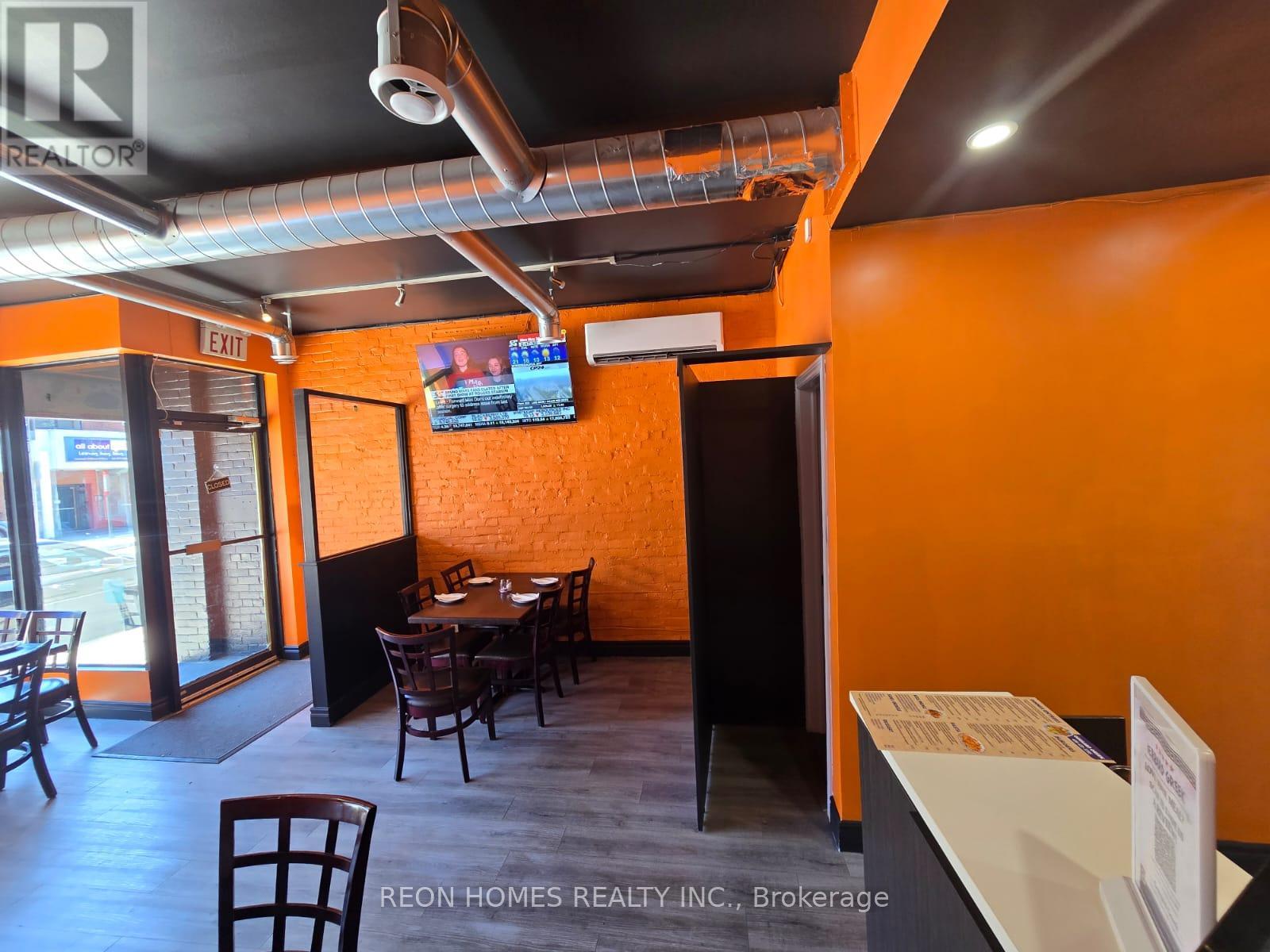 1056 Gerrard Street, Toronto, Ontario  M4M 1Z7 - Photo 11 - E13196530