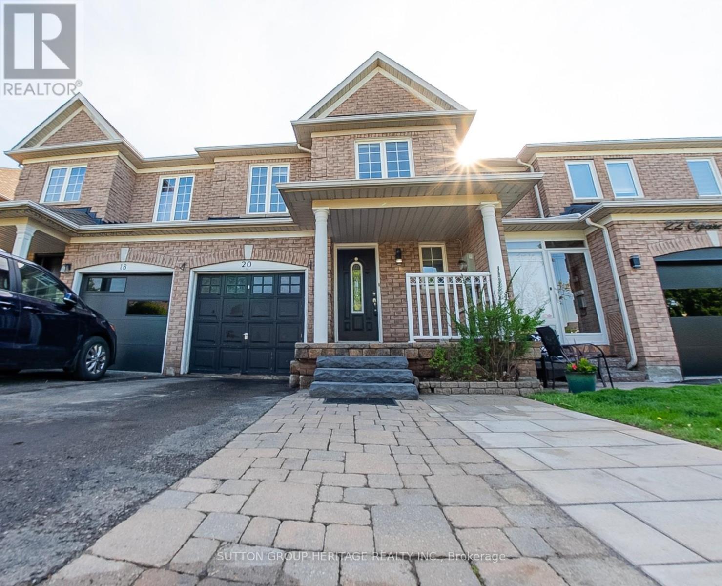 20 Oglevie Drive, Whitby, Ontario  L1R 2Y4 - Photo 3 - E13197428