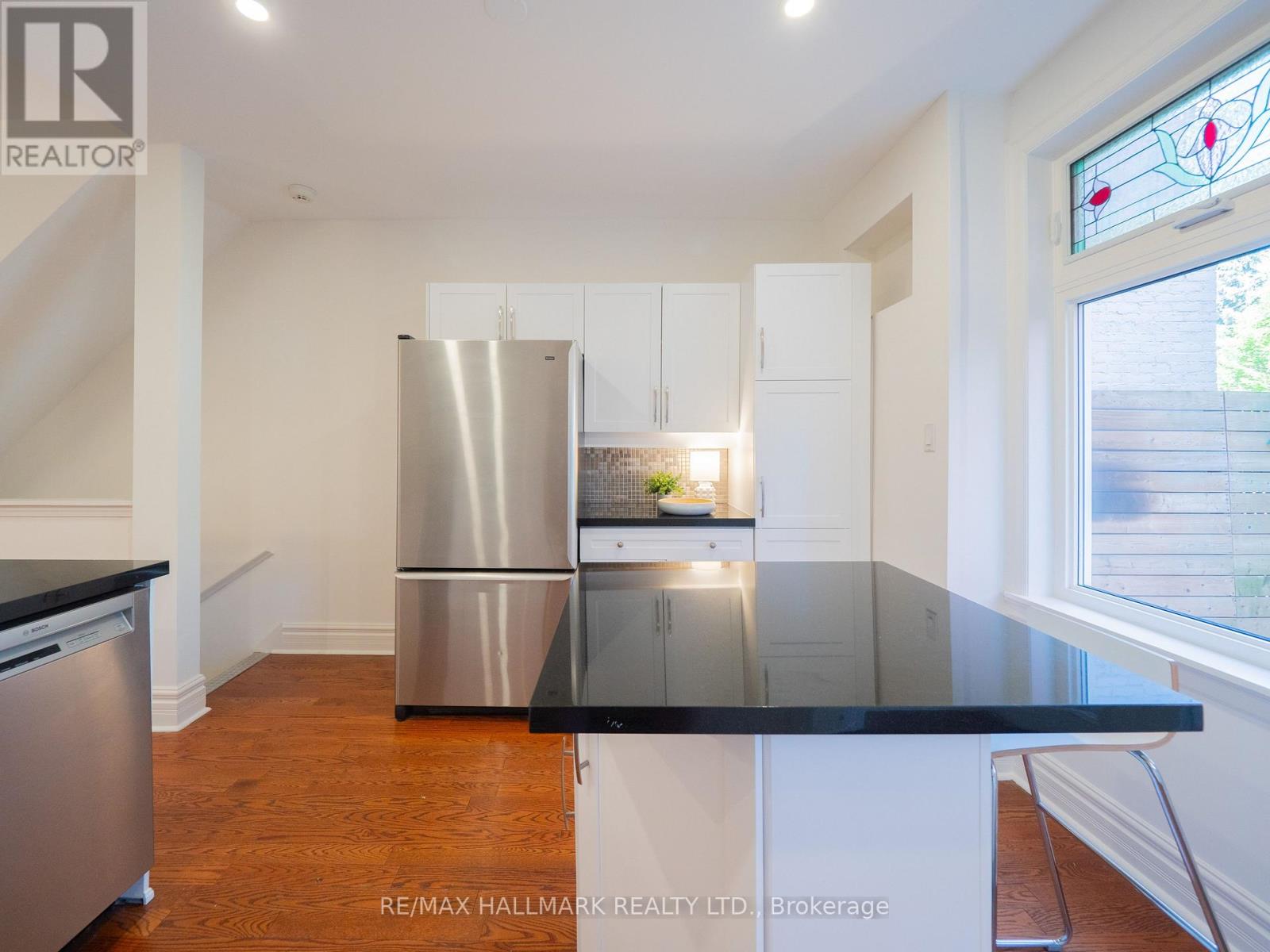4 Albemarle Avenue, Toronto, Ontario  M4K 1H7 - Photo 17 - E13197606