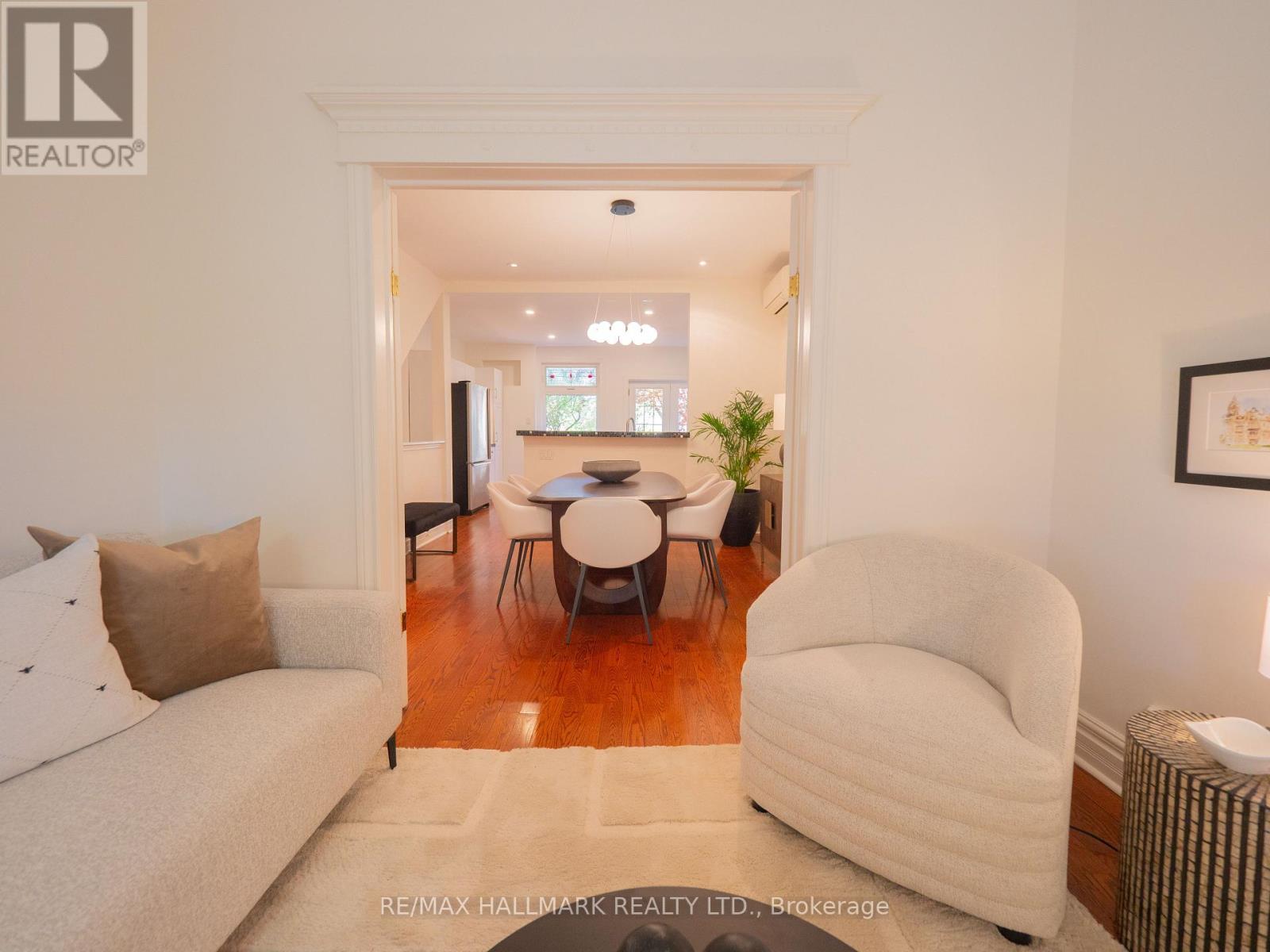 4 Albemarle Avenue, Toronto, Ontario  M4K 1H7 - Photo 7 - E13197606