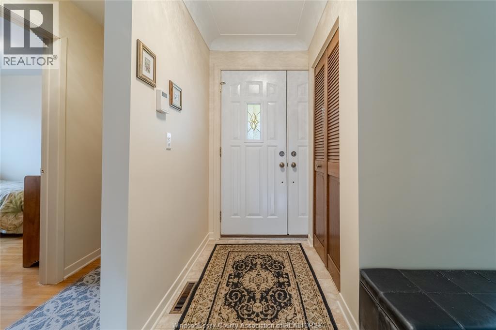 2495 Mckay, Windsor, Ontario N9E 2P4 - Photo 33 - 26012327