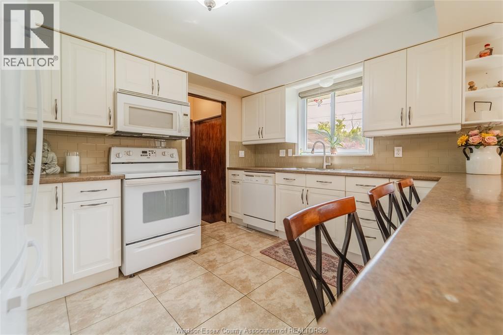 2495 Mckay, Windsor, Ontario N9E 2P4 - Photo 39 - 26012327