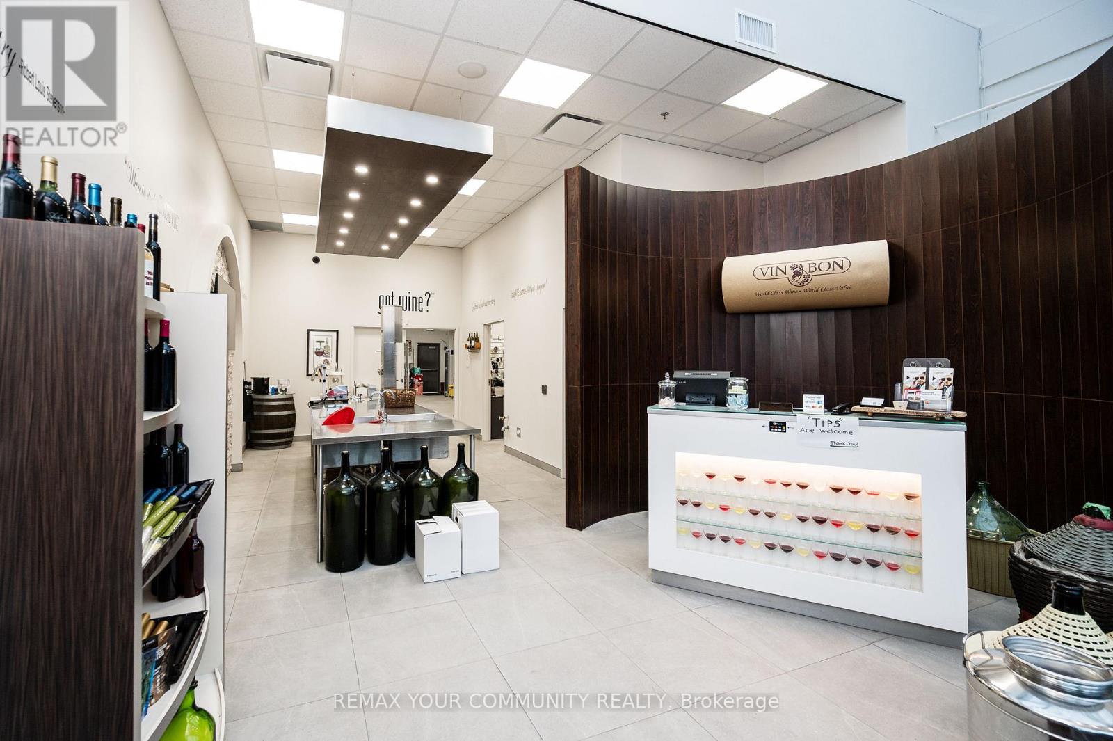 4A - 27 ROYTEC ROAD, Vaughan, Ontario