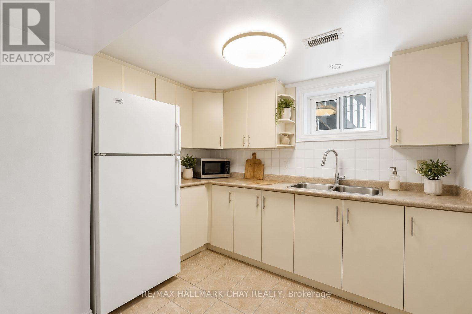 420 Fernleigh Circle S, Richmond Hill, Ontario  L4C 1E6 - Photo 23 - N13197796