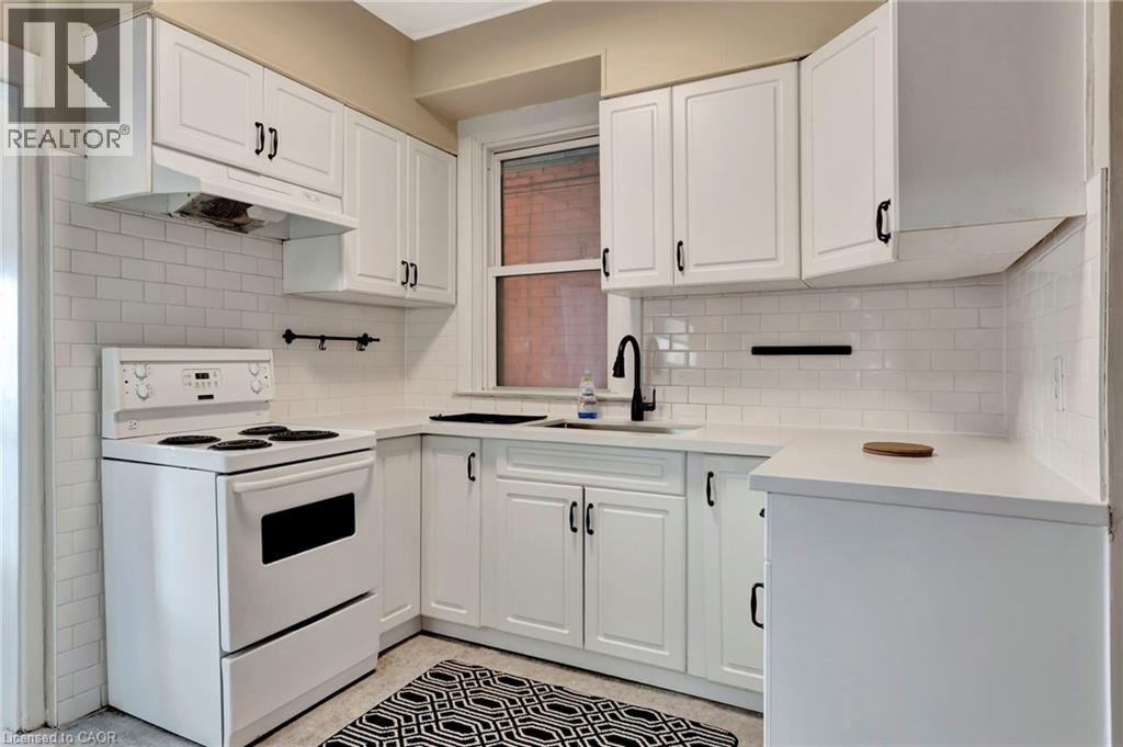 70 Belview Avenue, Hamilton, Ontario  L8L 7K8 - Photo 9 - 40833997