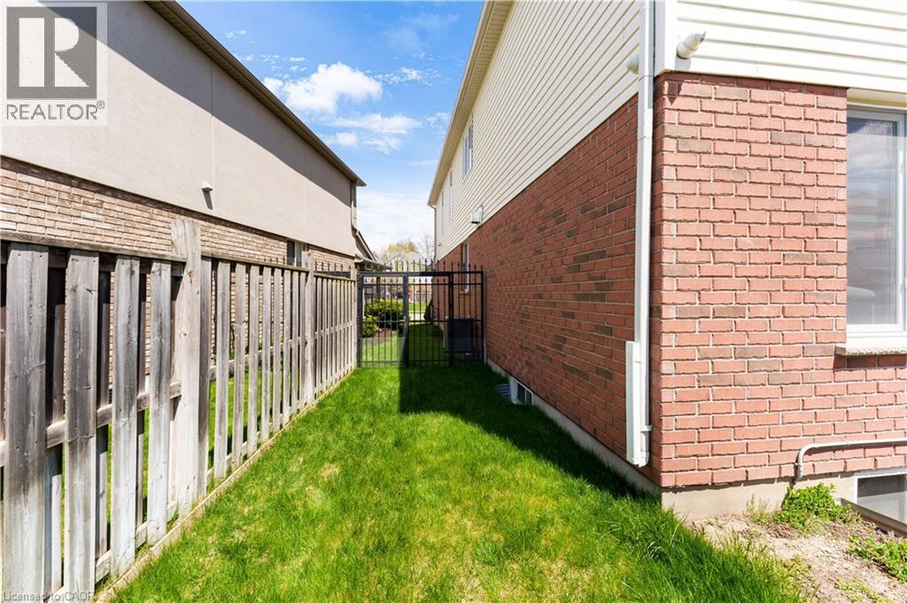 437 Beaumont Crescent, Kitchener, Ontario  N2A 0C4 - Photo 41 - 40827376