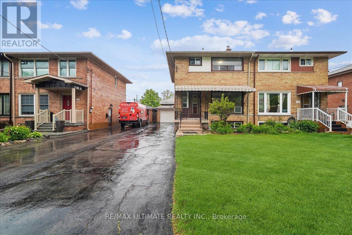 12 THURODALE AVENUE, Toronto, Ontario