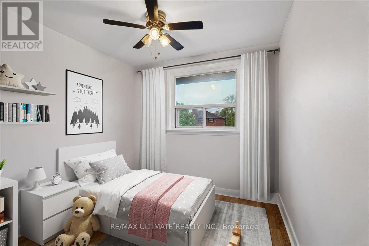 12 Thurodale Avenue, Toronto, Ontario  M6M 3B3 - Photo 14 - W13196708