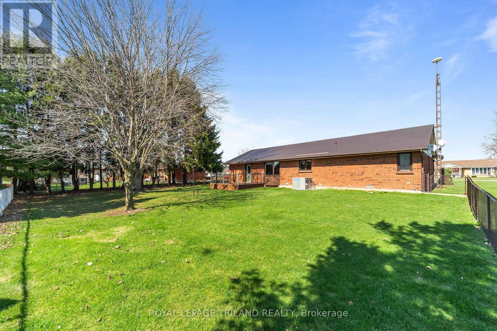 3 Durham Street, Newbury, Ontario  N0L 1Z0 - Photo 16 - X13198070