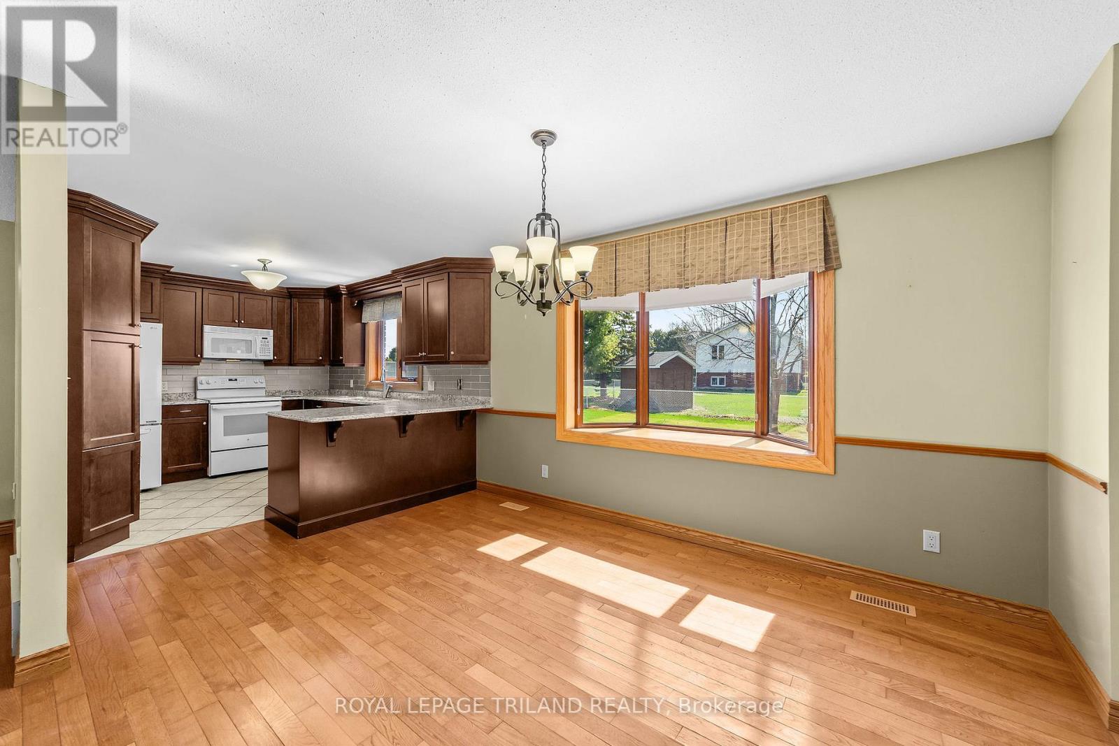3 Durham Street, Newbury, Ontario  N0L 1Z0 - Photo 24 - X13198070