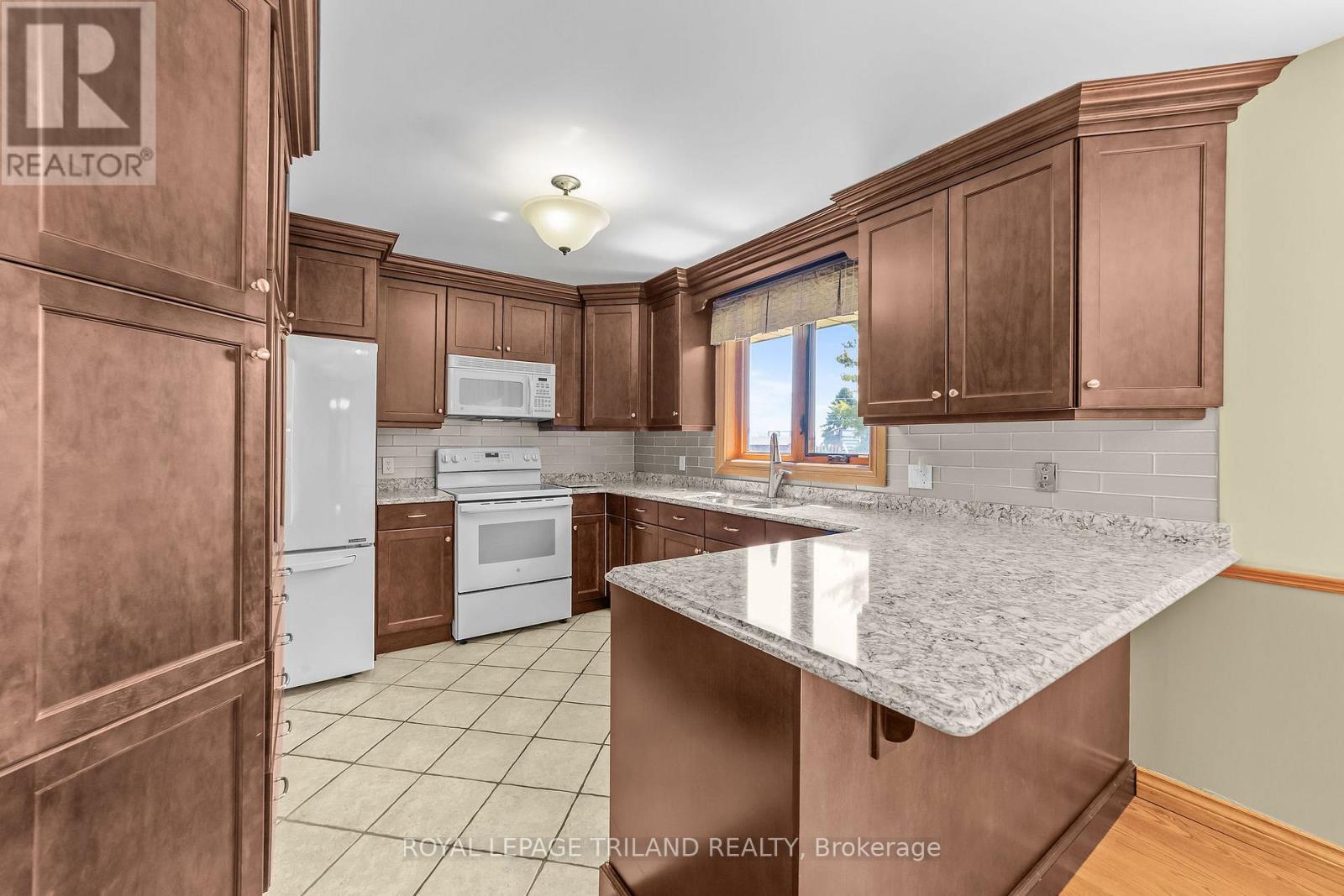 3 Durham Street, Newbury, Ontario  N0L 1Z0 - Photo 25 - X13198070