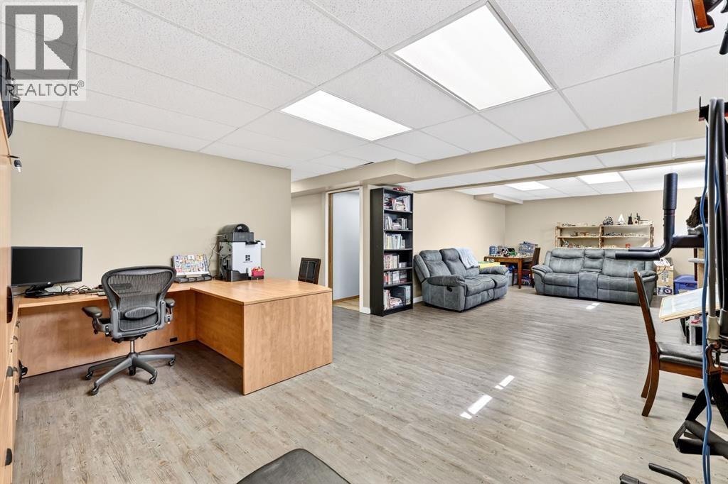 4406 48 Street, Innisfail, Alberta  T4G 1W8 - Photo 33 - A2315198