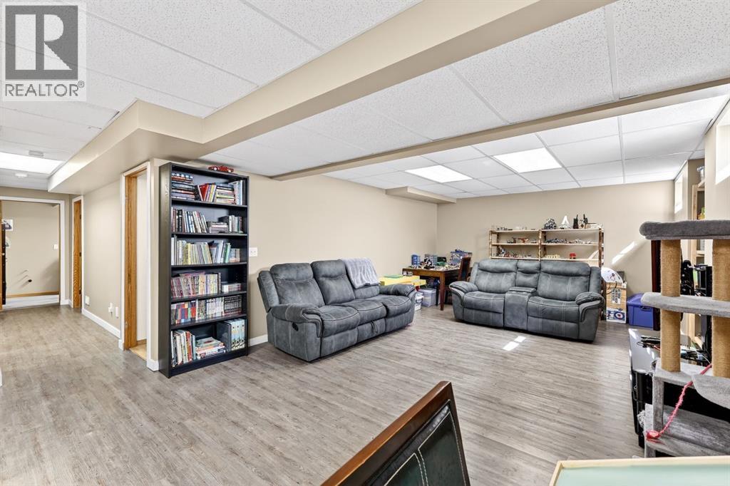 4406 48 Street, Innisfail, Alberta  T4G 1W8 - Photo 31 - A2315198