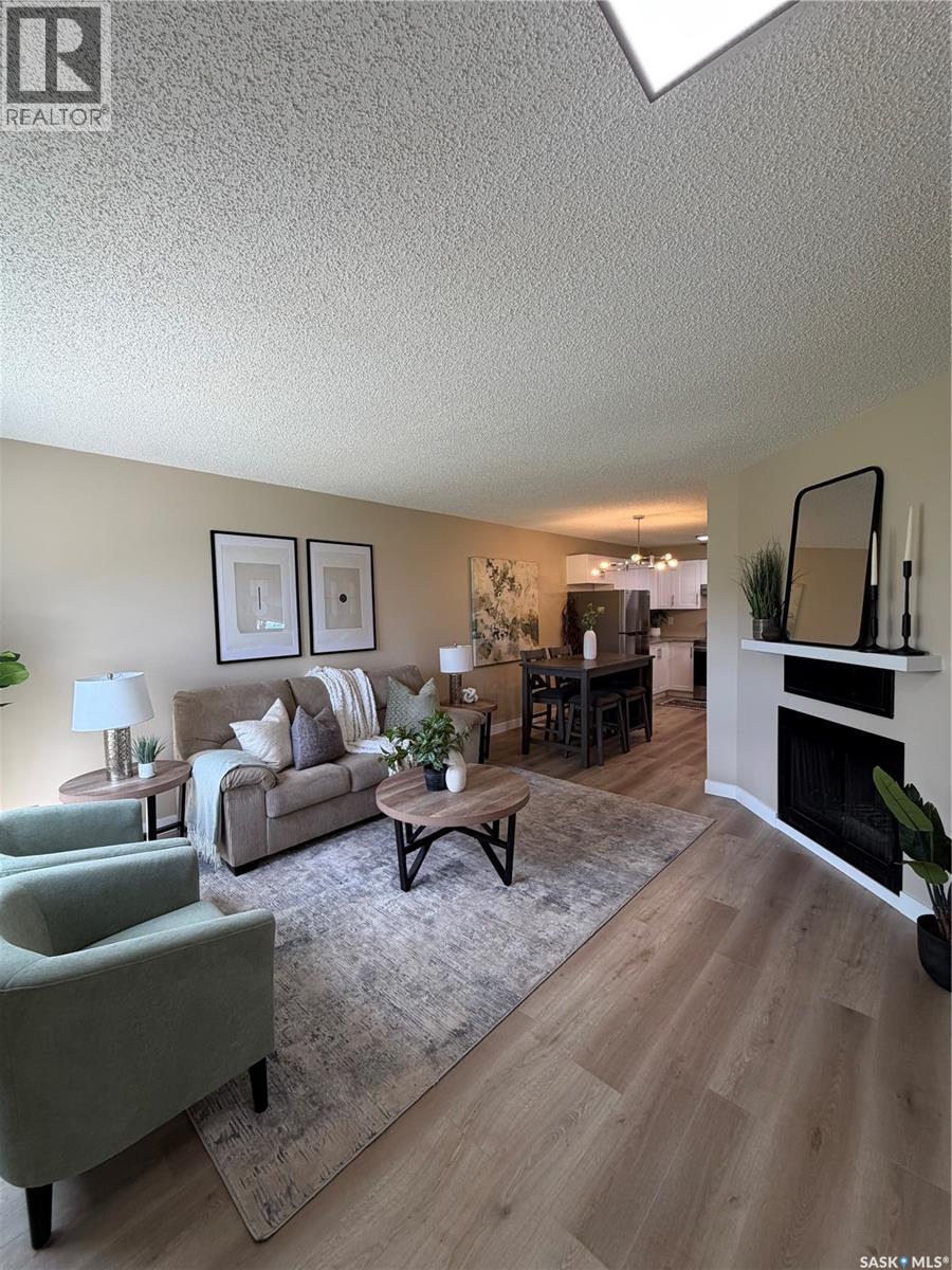 358 Cedar Meadow Drive, Regina, Saskatchewan  S4X 3E6 - Photo 3 - SK037190