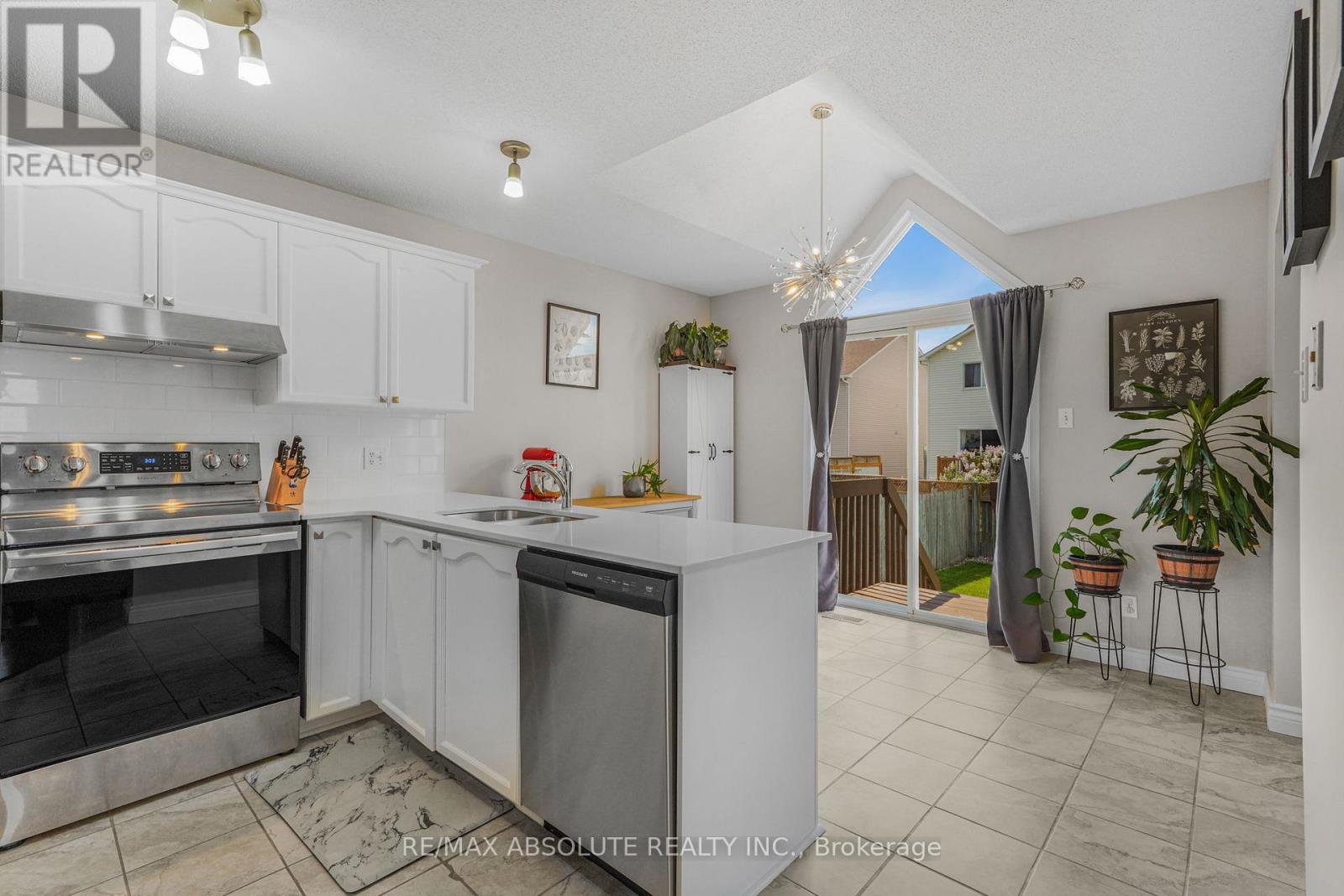 879 Paradise Crescent, Ottawa, Ontario  K4A 3S4 - Photo 6 - X13198588