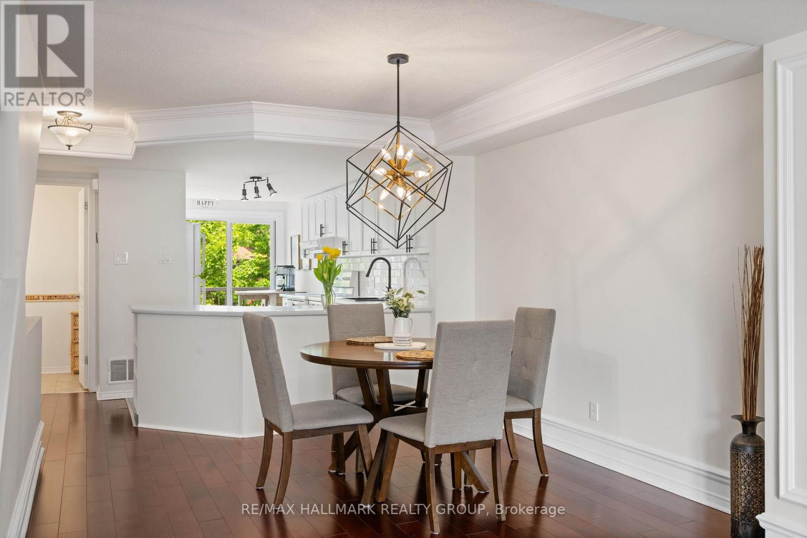 1109 Gablefield Private, Ottawa, Ontario  K1J 1E4 - Photo 19 - X13198804