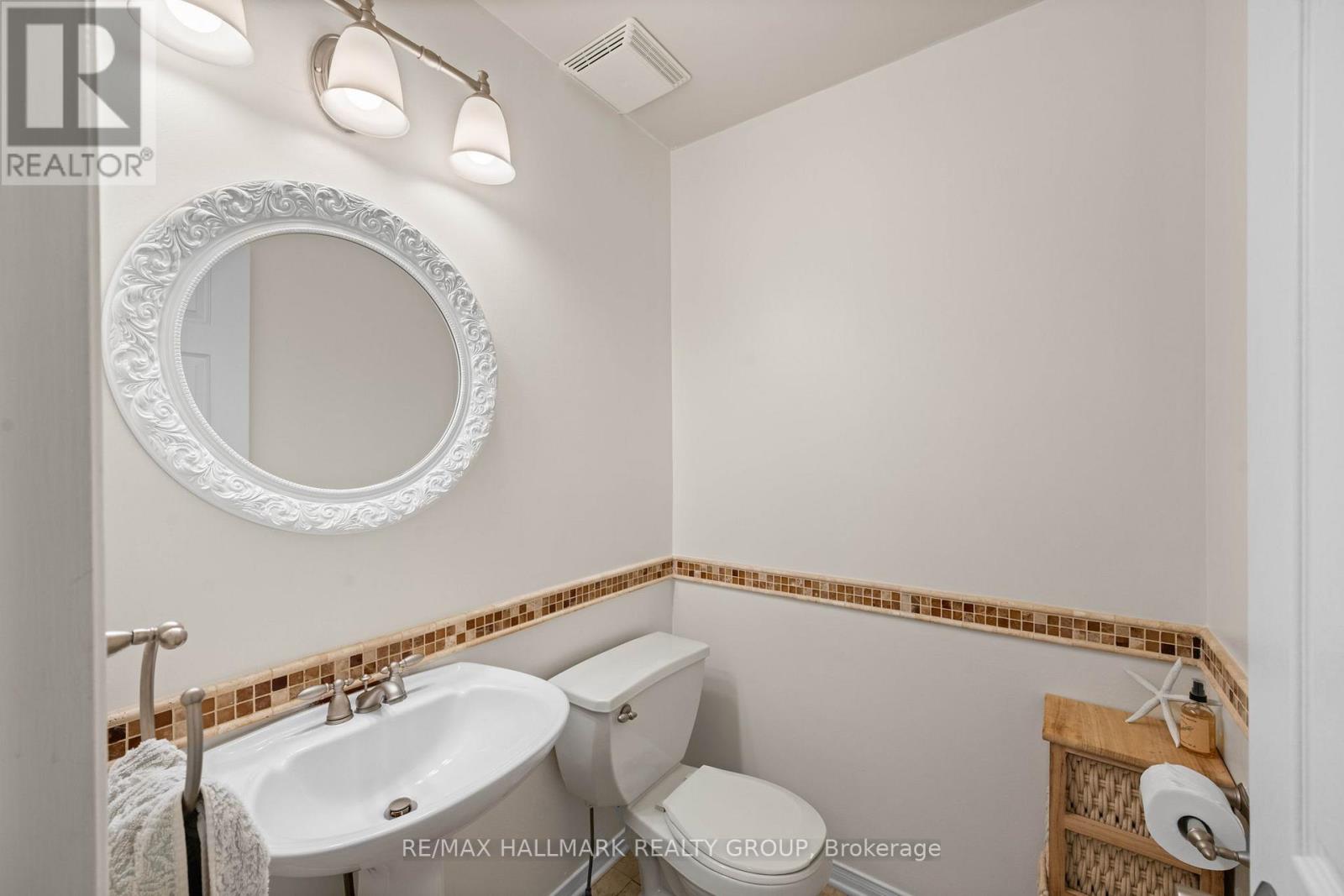 1109 Gablefield Private, Ottawa, Ontario  K1J 1E4 - Photo 25 - X13198804